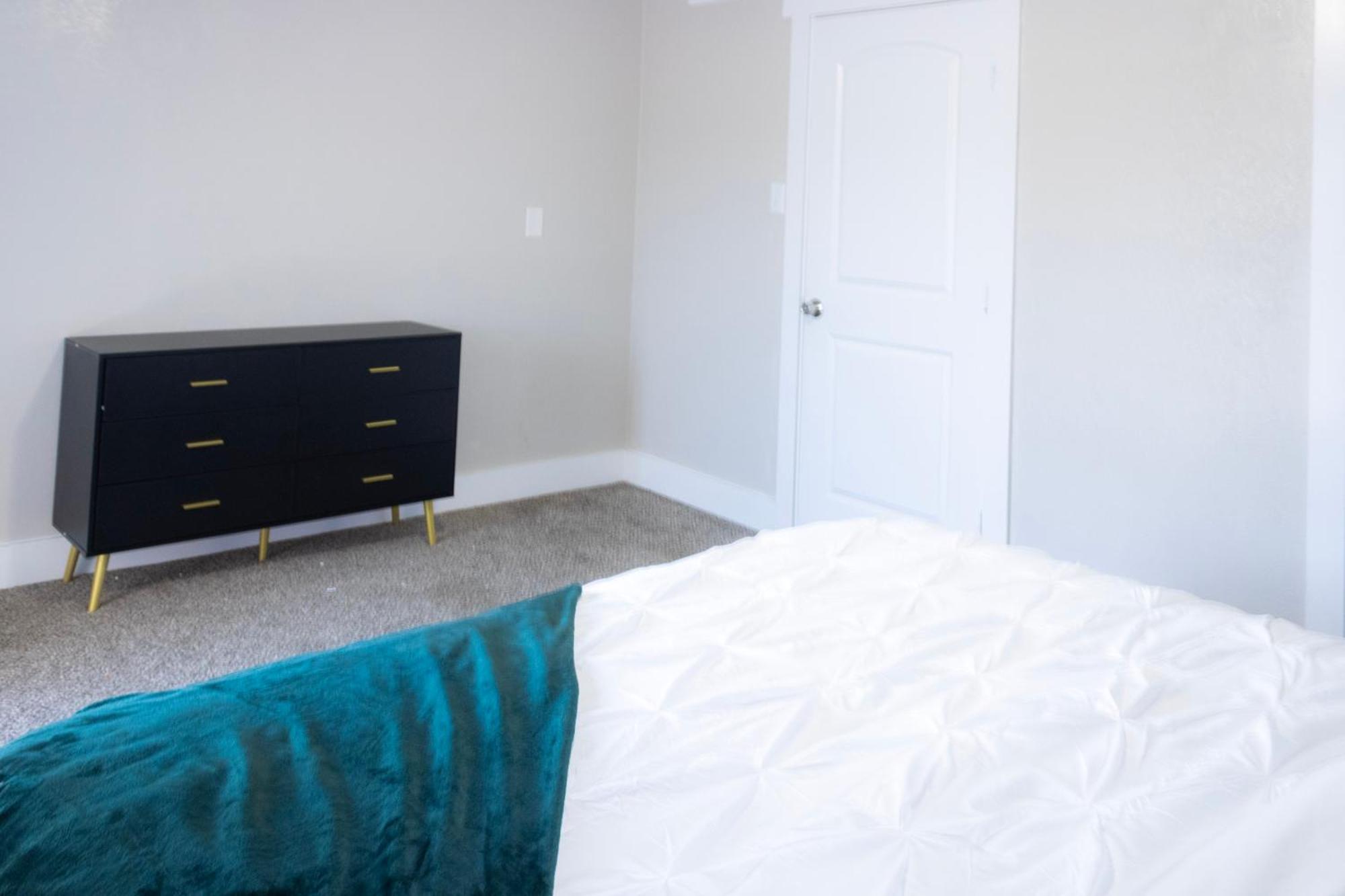 Walk To At&t Stadium , Globelife From Cozy 2bd/ba