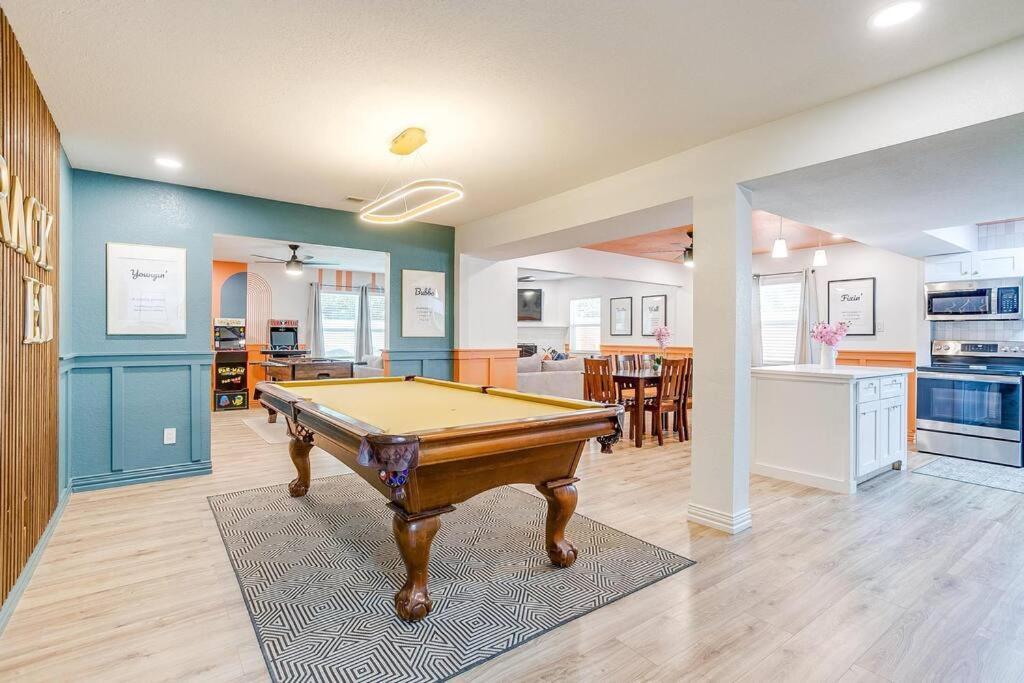 Holiday home Mini Golf! Walk To At&t Stadium & Globe Life *