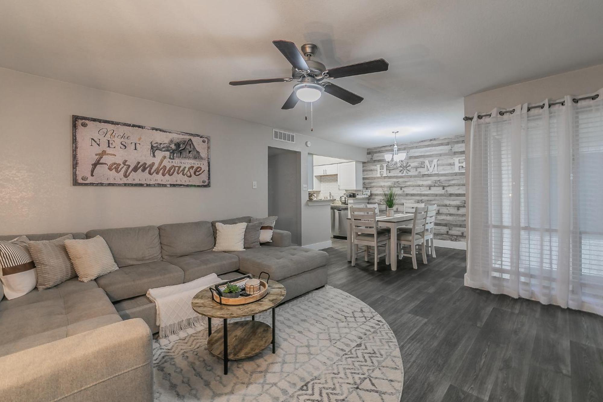 Cozy 2br - Sleeps 8 - Free Parking!