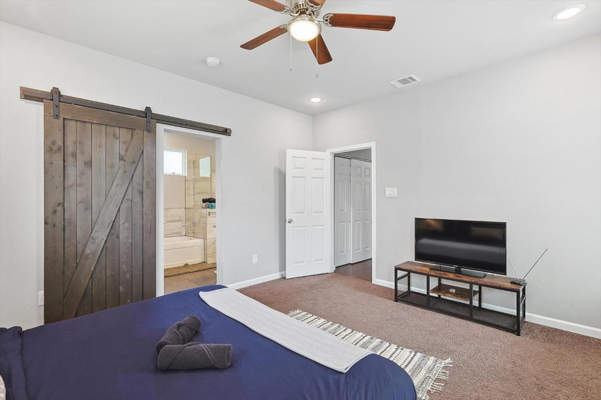 4br 2,5ba In The Heart Of Cowboy Nation Holiday home Arlington