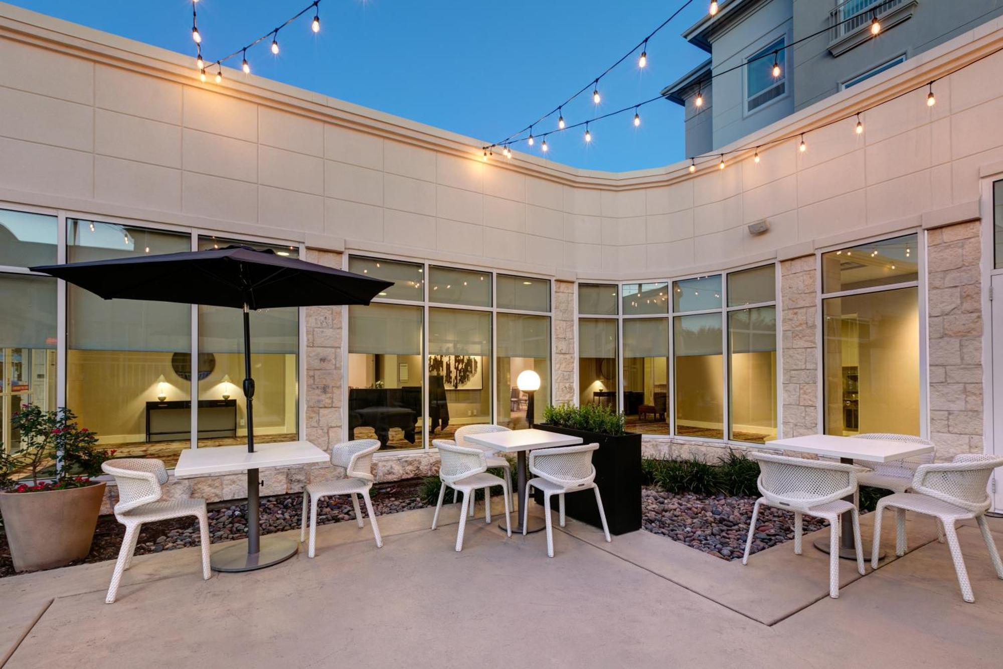 Hilton Garden Dallas Hotel Arlington