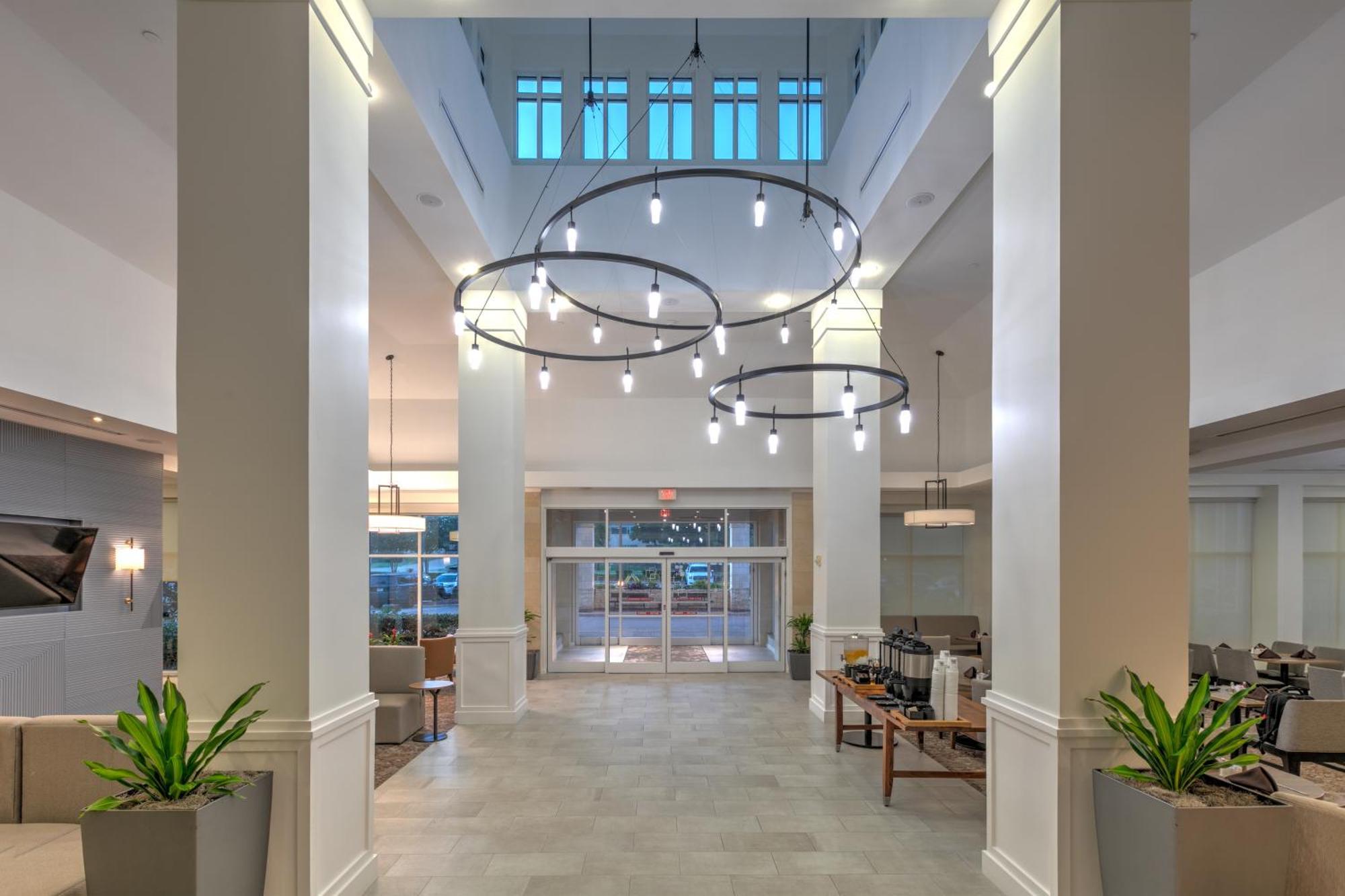 Hilton Garden Dallas 4*