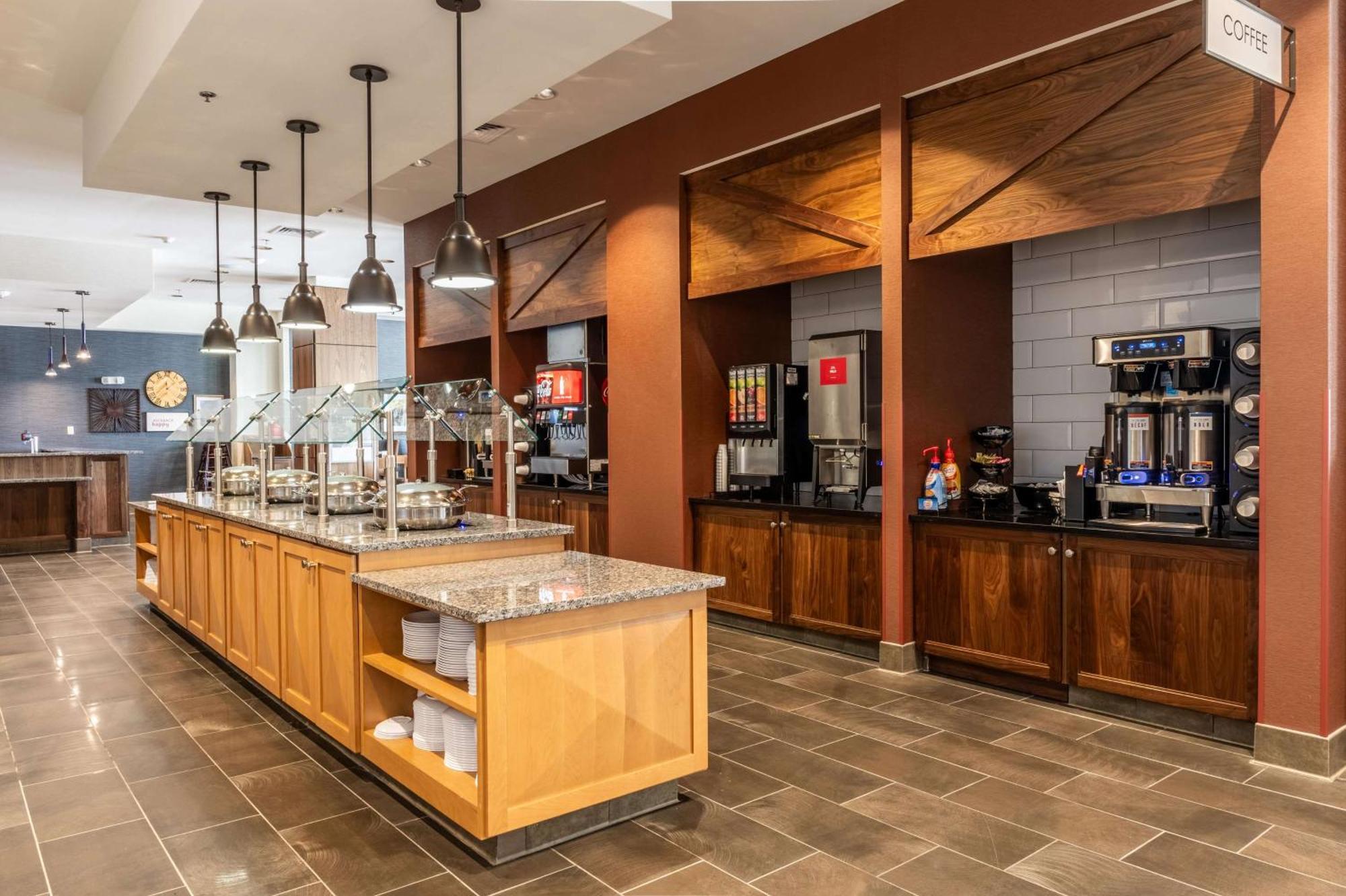 Drury Plaza Dallas Hotel Arlington