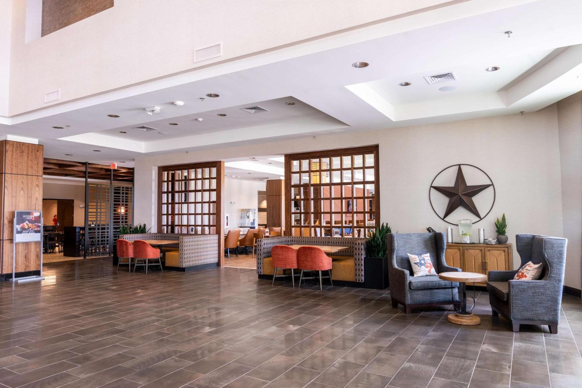 Hotel Drury Plaza Dallas Arlington