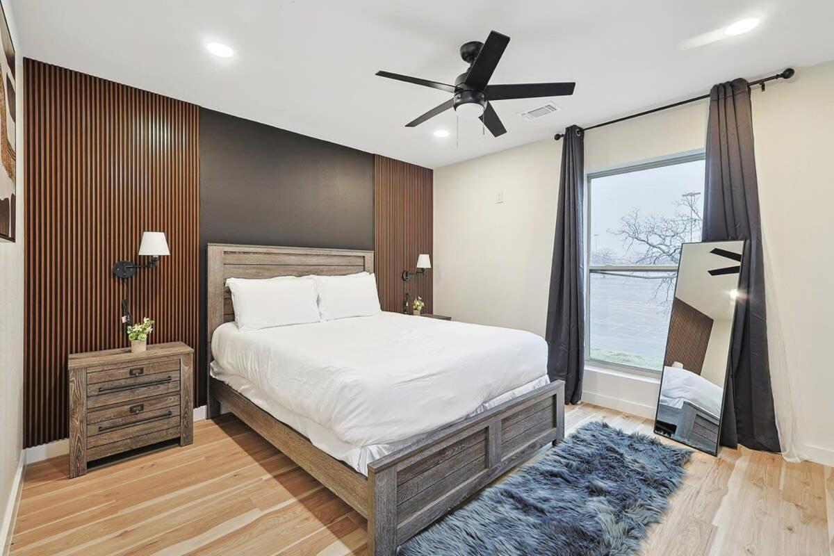 New 2b Townhome Near At&t Global Life 6flag Apartment