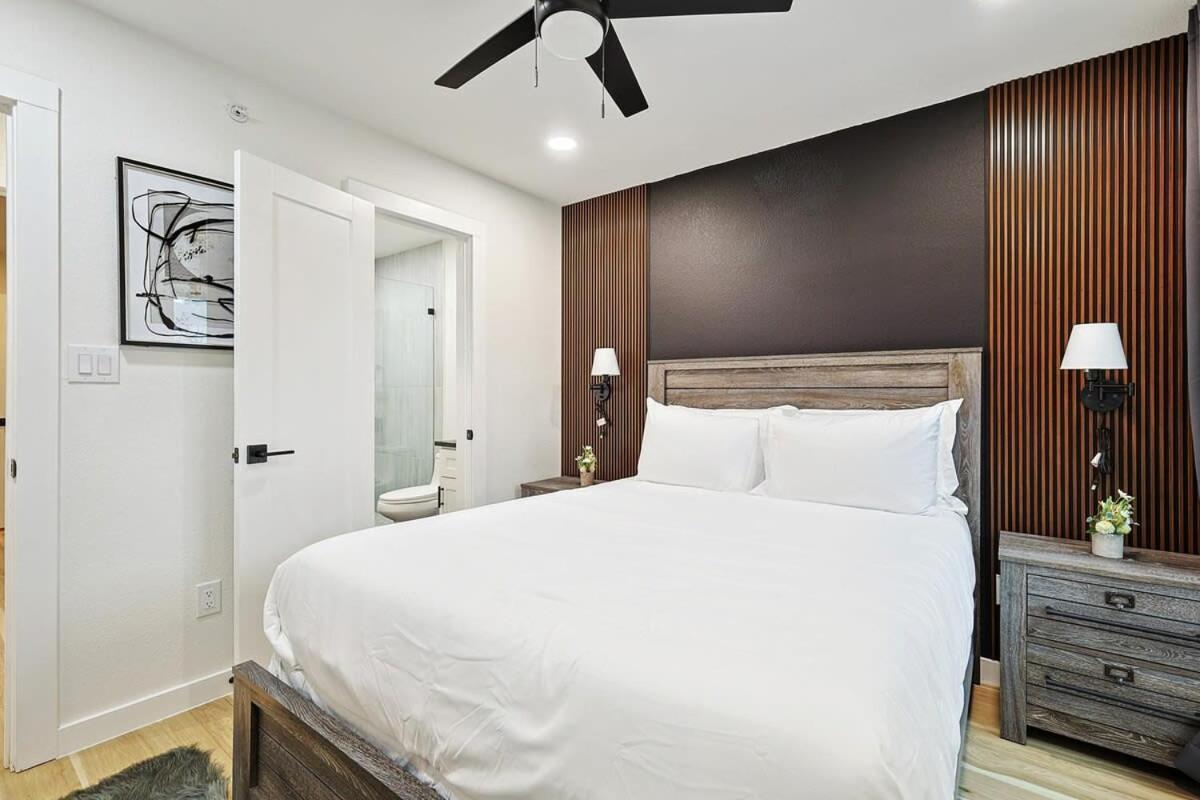 New 2b Townhome Near At&t Global Life 6flag