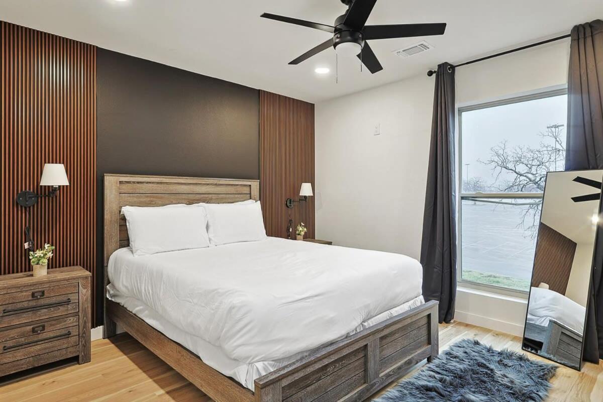 Apartment New 2b Townhome Near At&t Global Life 6flag