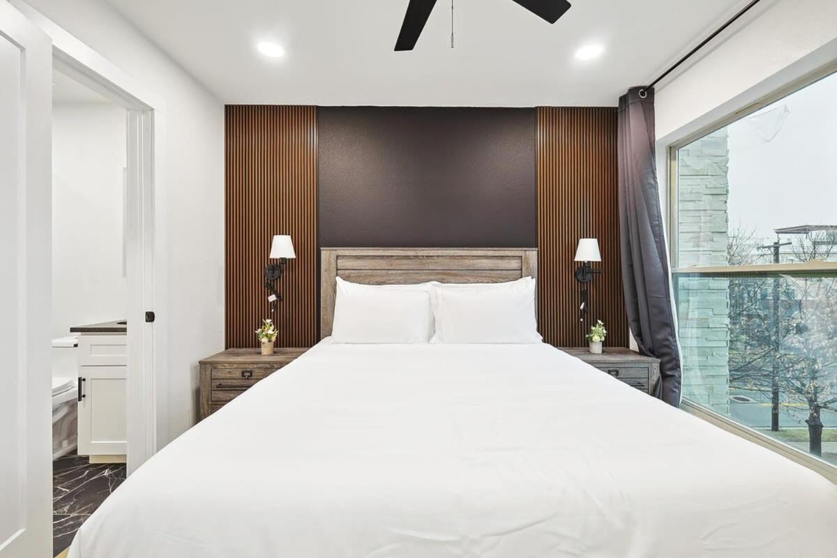 New 2b Townhome Near At&t Global Life 6flag Apartment