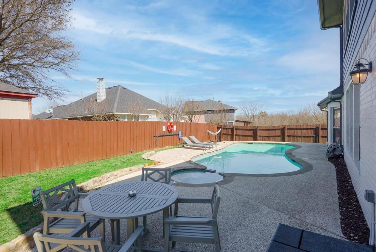 Holiday home Pearl White Dream With Private Pool & Theatre