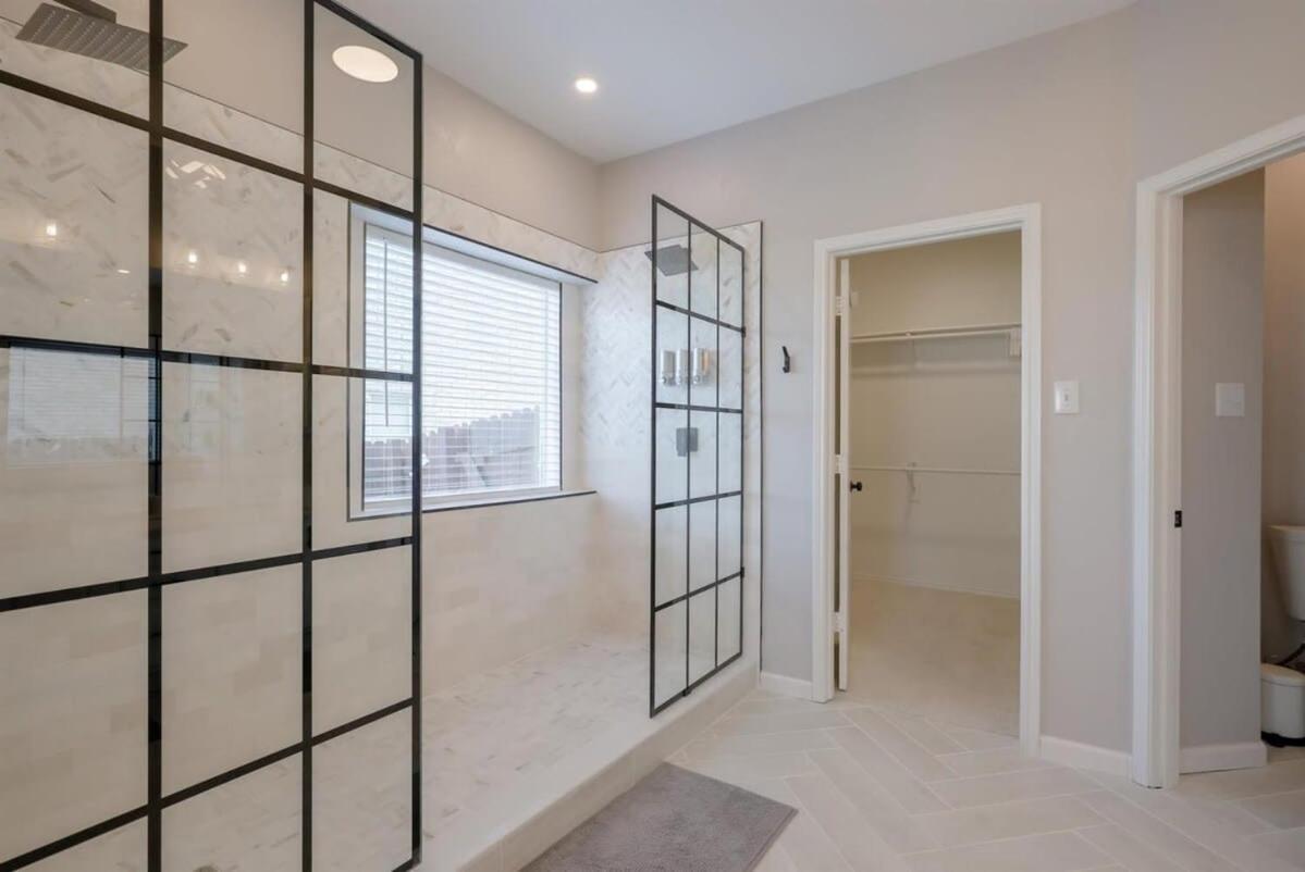 Pearl White Dream With Private Pool & Theatre *