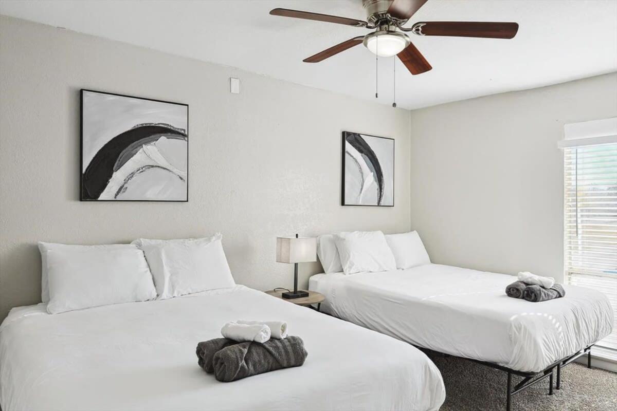 2br 2ba Oasis Near Cowboys Stadium & 6 Flags Apartment Arlington