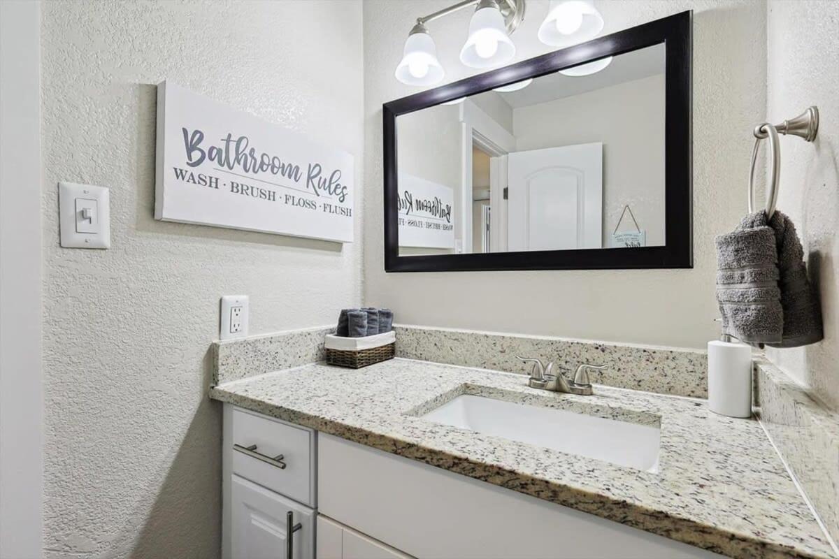 Apartment 2br 2ba Oasis Near Cowboys Stadium & 6 Flags Arlington