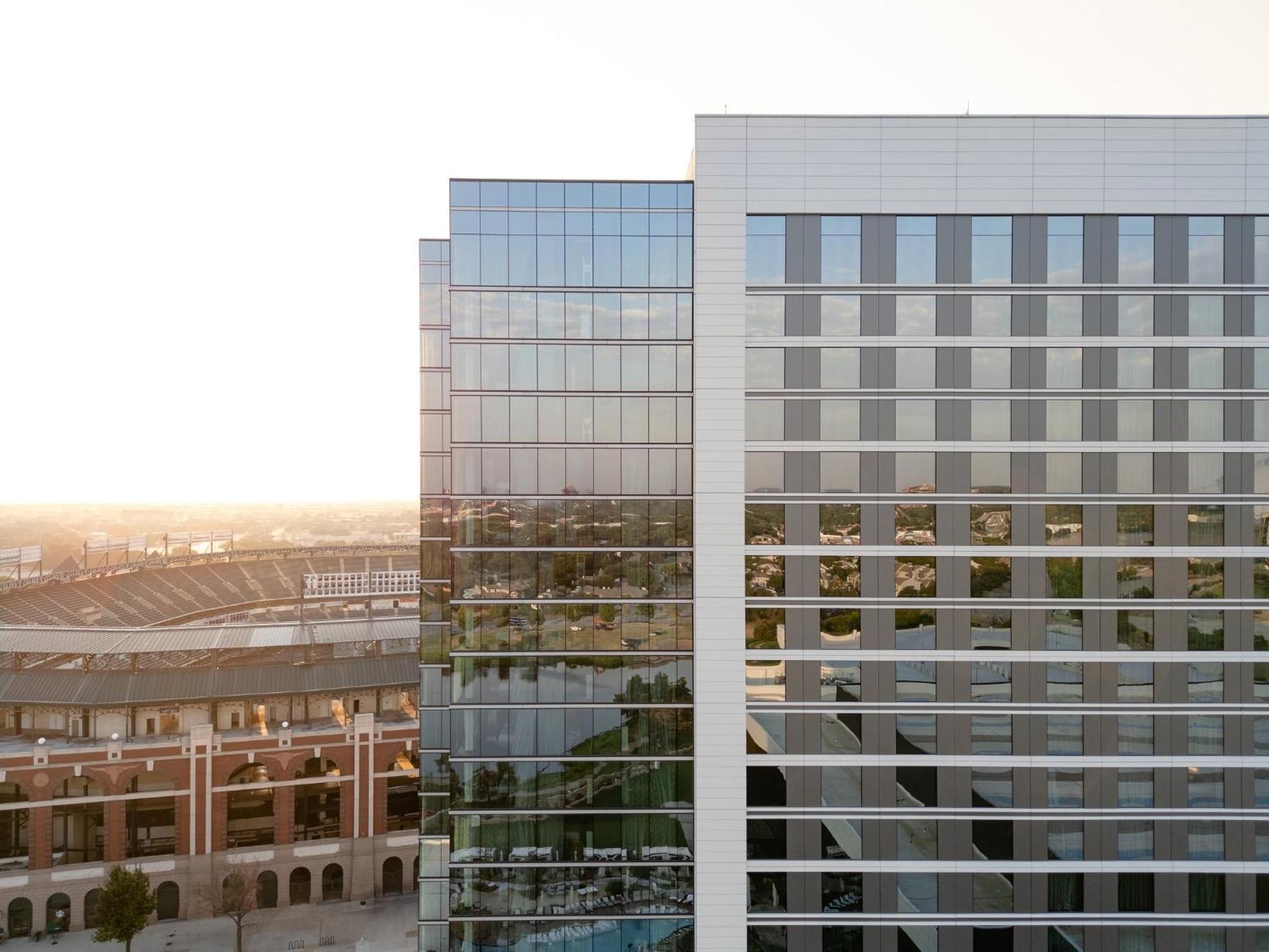 Hotel Loews Arlington
