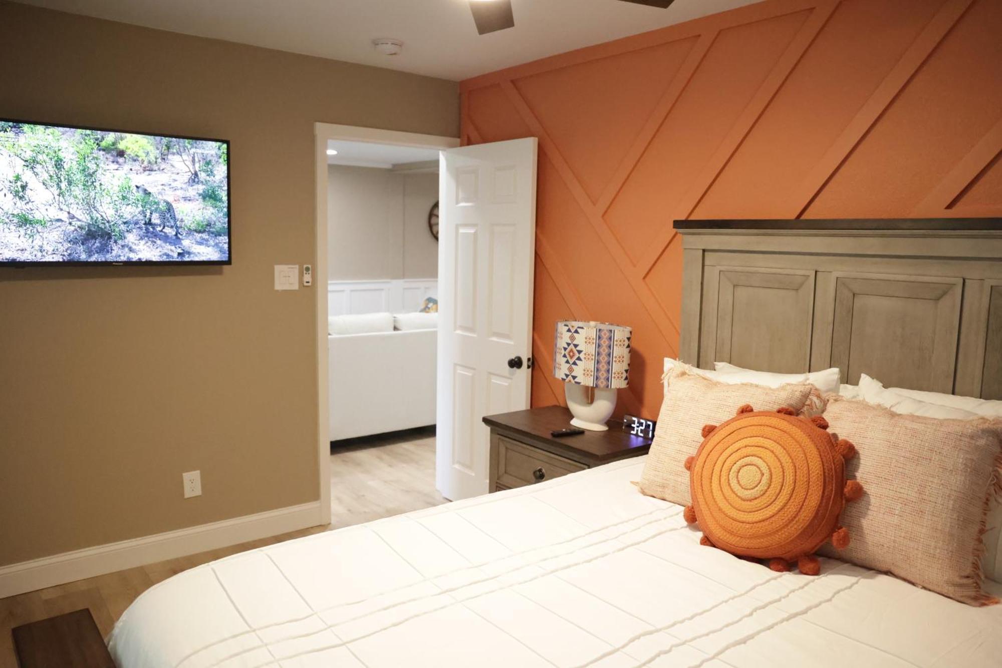 Entertainment District Retreat In Tx