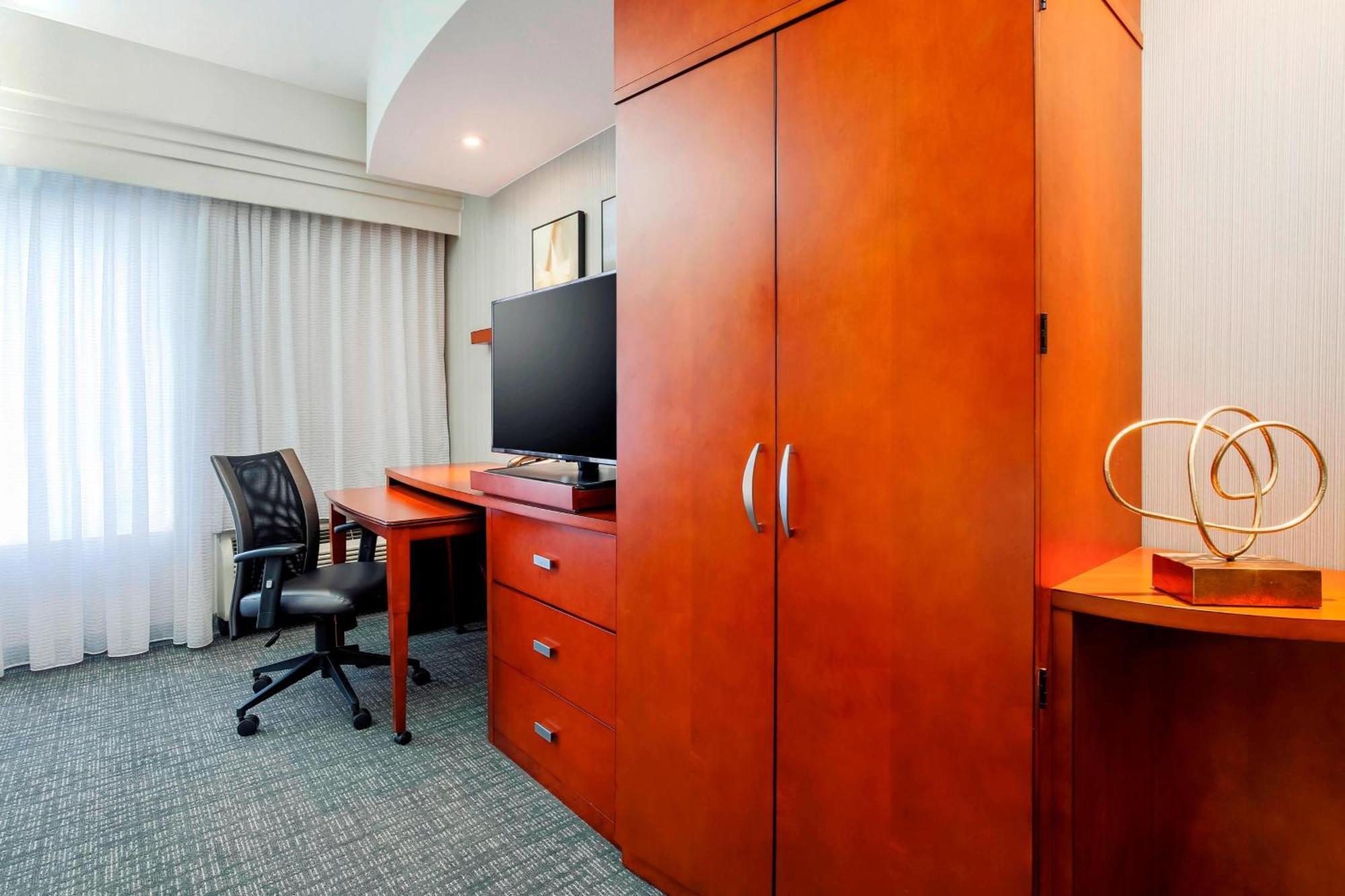 Courtyard By Marriott Dallas South 3* Arlington