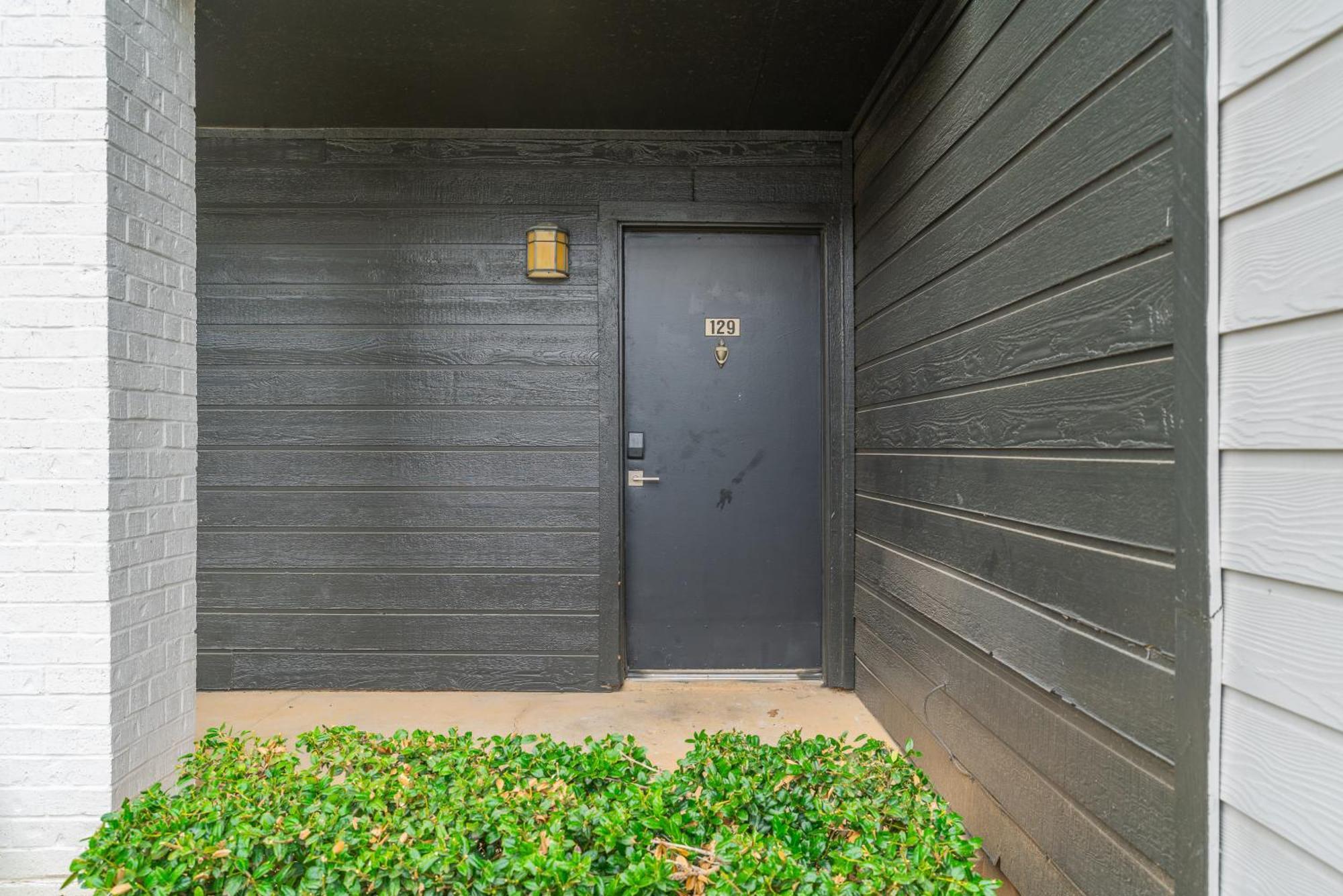 The Landry 129 Spacious And Cozy 1 Bedroom 1bth
