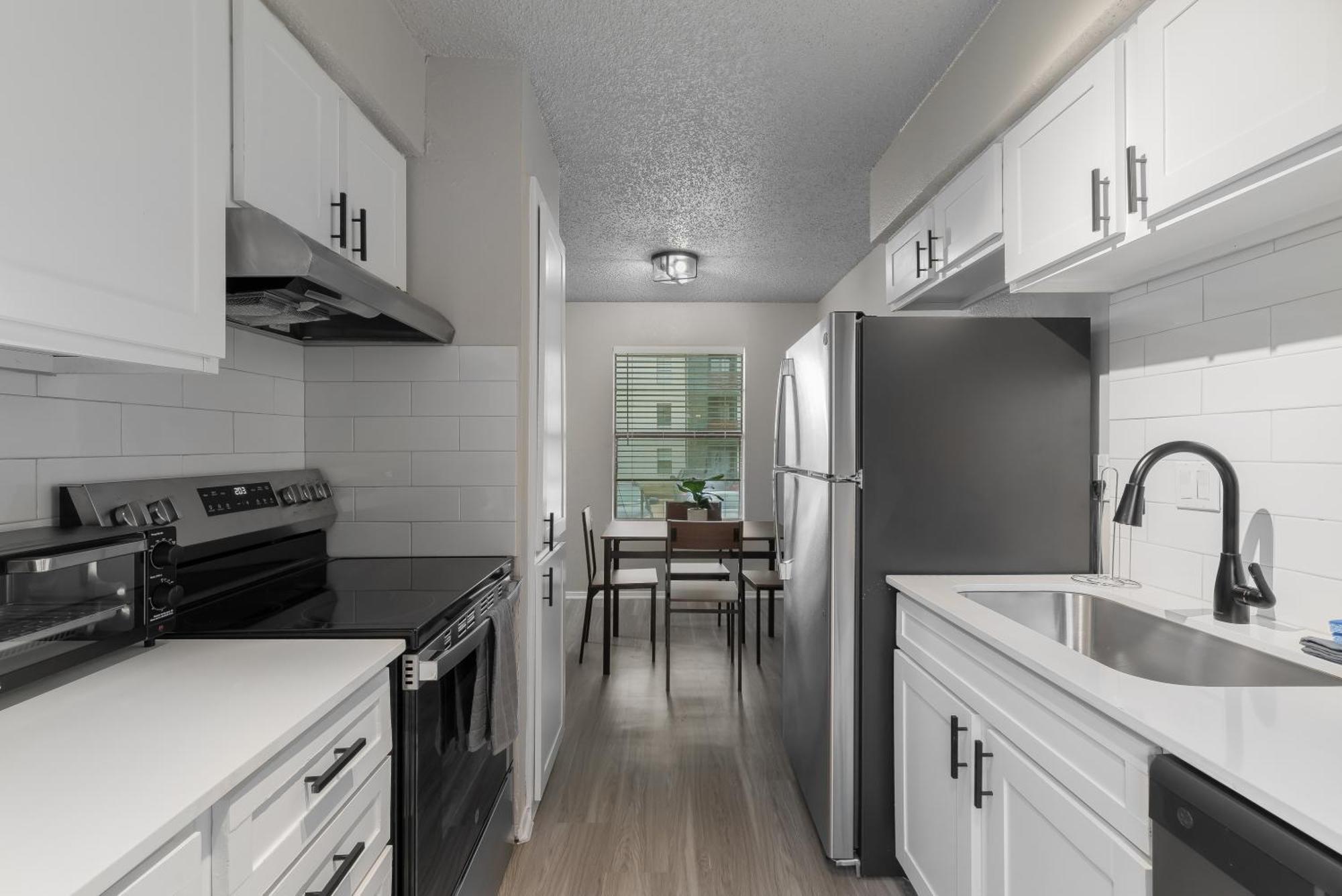 The Landry 129 Spacious And Cozy 1 Bedroom 1bth Apartment Arlington