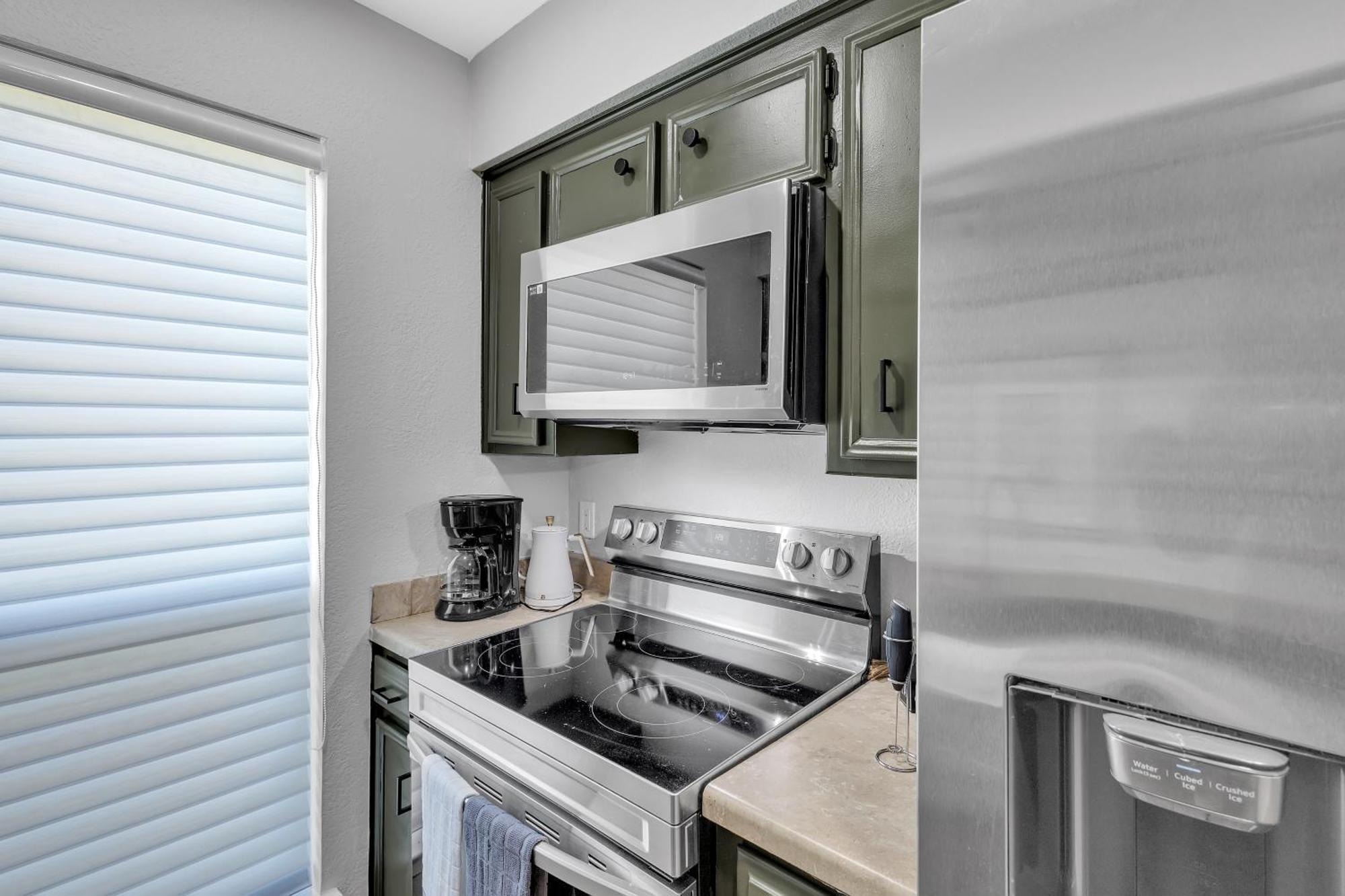 Charming Getaway In The Heart Of Duplex Apartment *