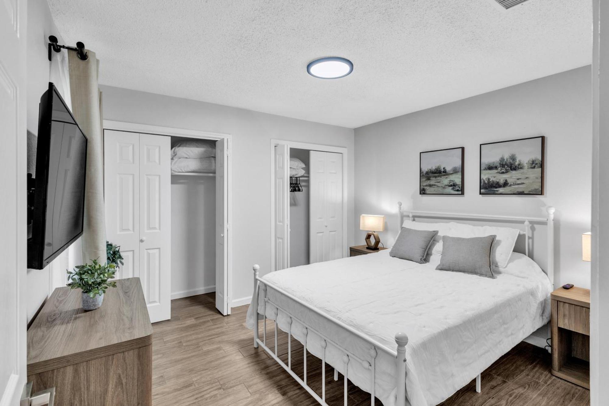 Charming Getaway In The Heart Of Duplex *