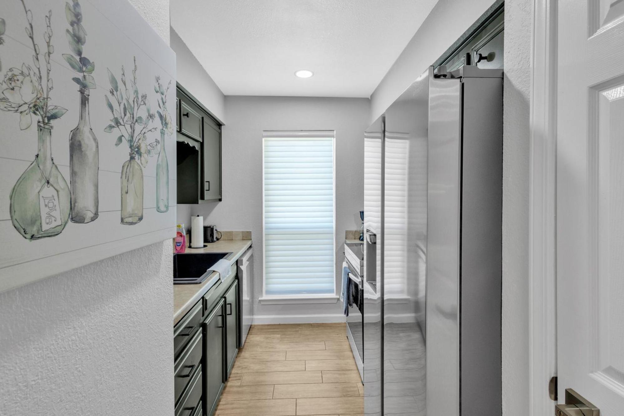 Charming Getaway In The Heart Of Duplex Arlington
