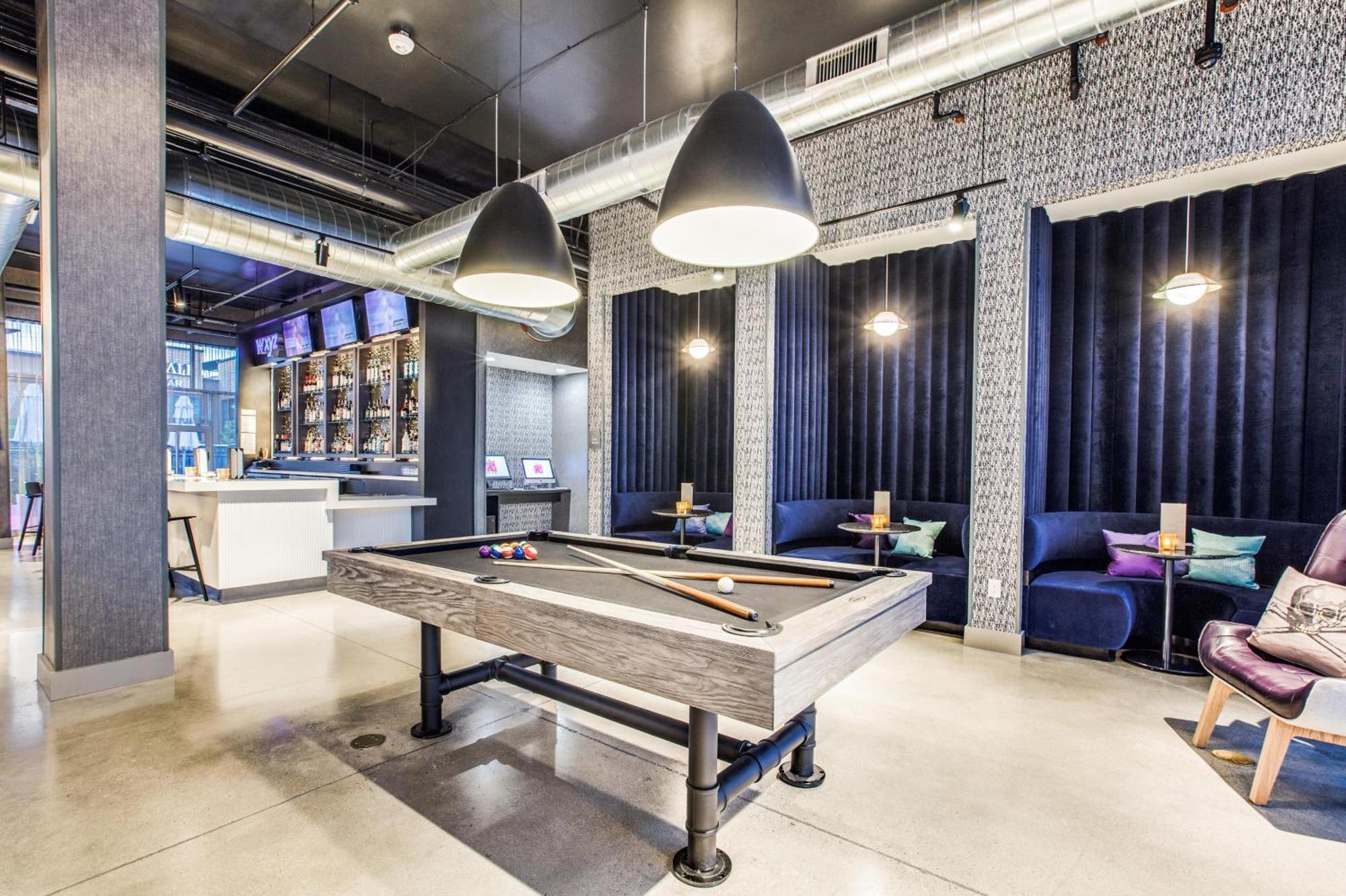 Aloft Dallas Entertainment District Hotel