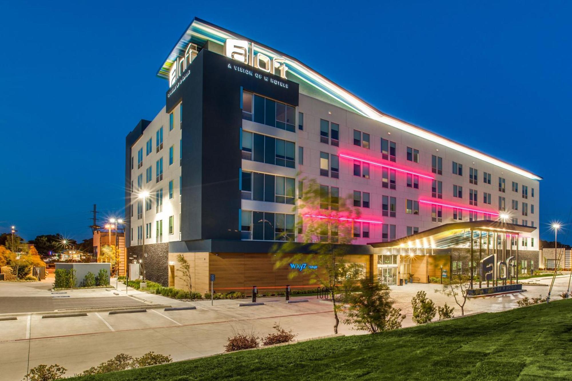 Aloft Dallas Entertainment District Arlington