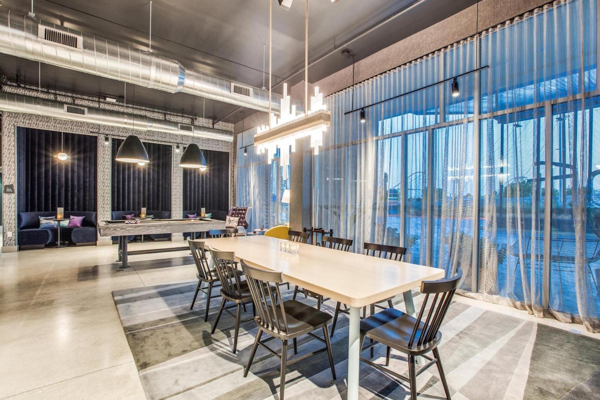 Aloft Dallas Entertainment District 3* Arlington