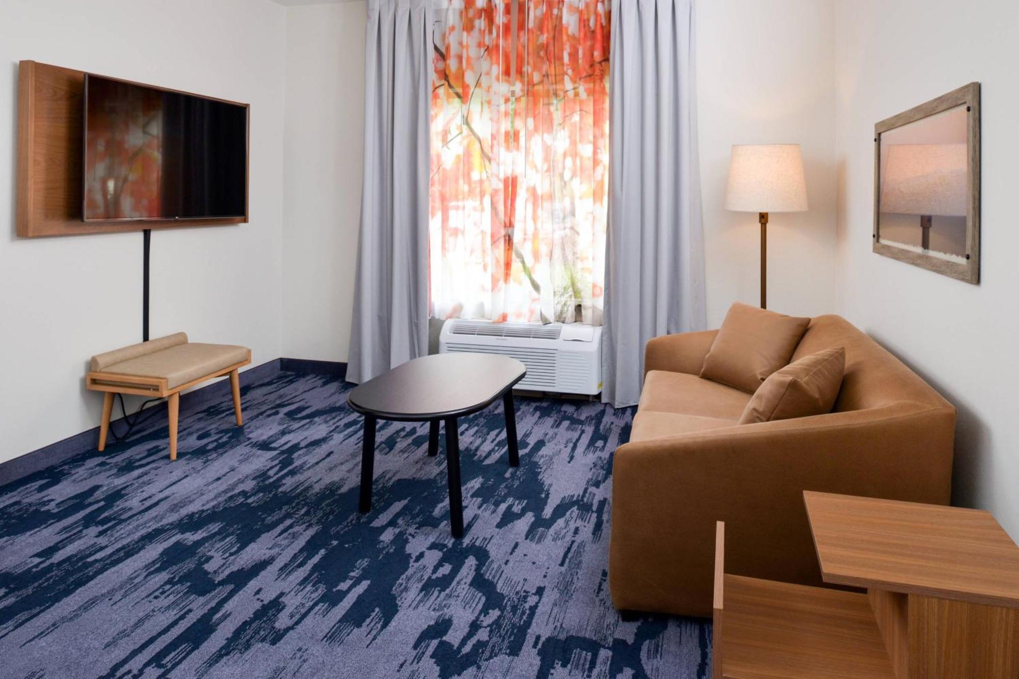 Hotel Fairfield Near Six Flags