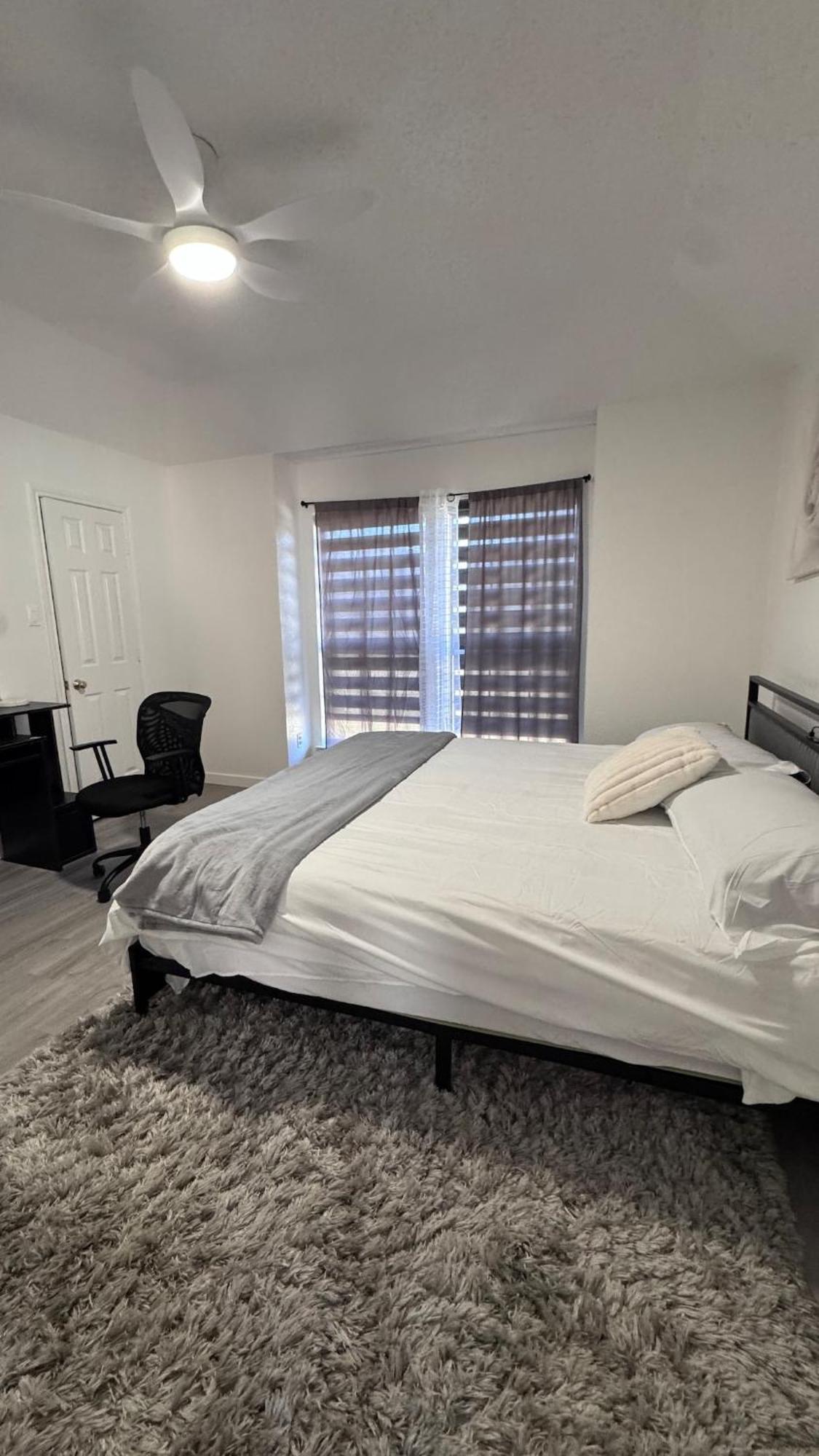 Lux Style Duplex 86inch Tv Arlington