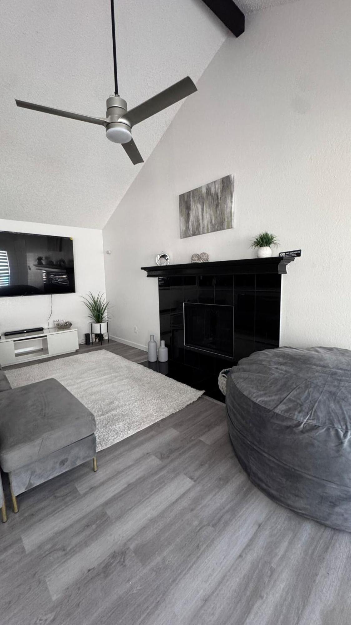 Lux Style Duplex 86inch Tv Villa Arlington