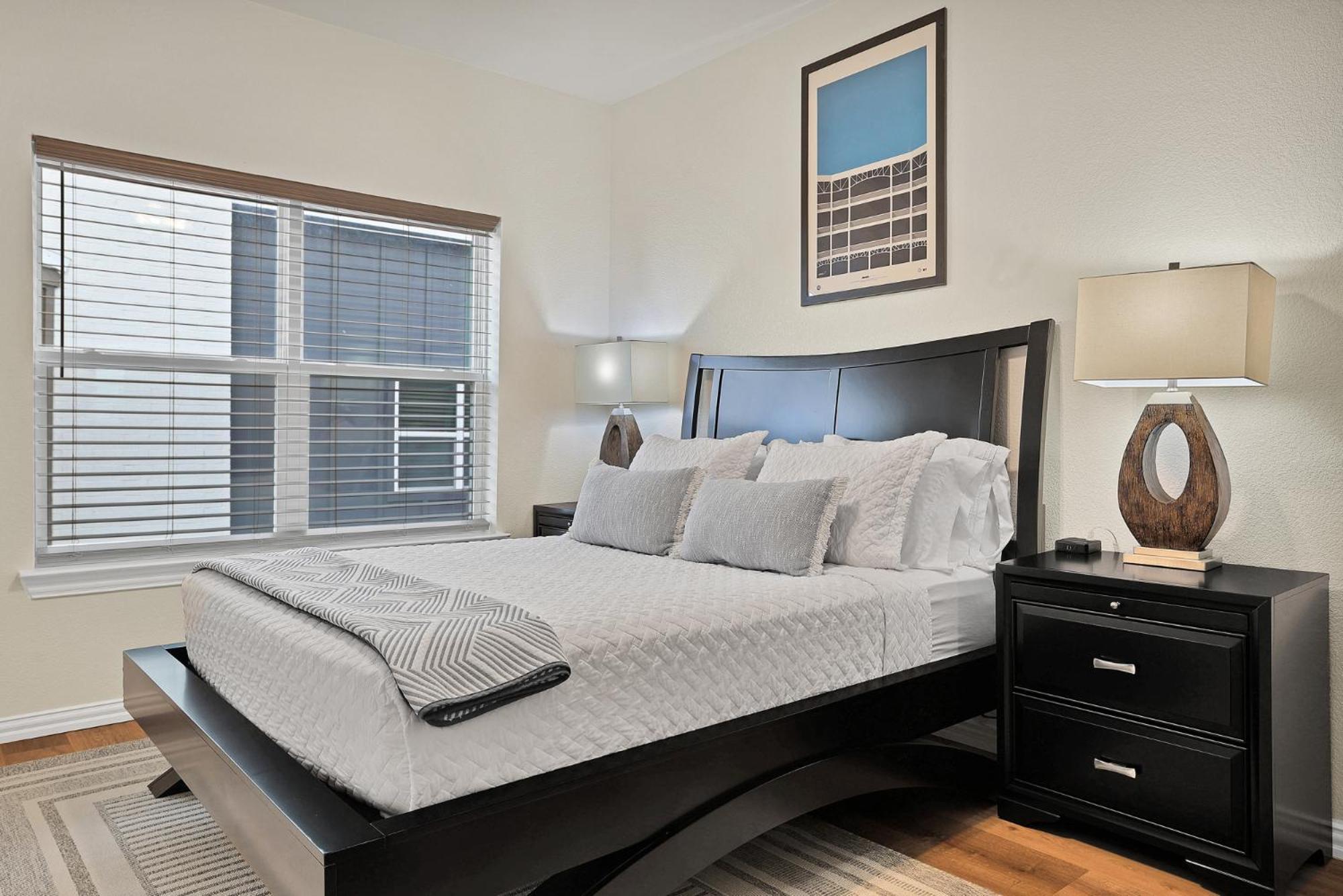 Victory - Lux Townhome Walk 2 Globe Life - Rangers & Cowboys Stadiums Apartment Arlington