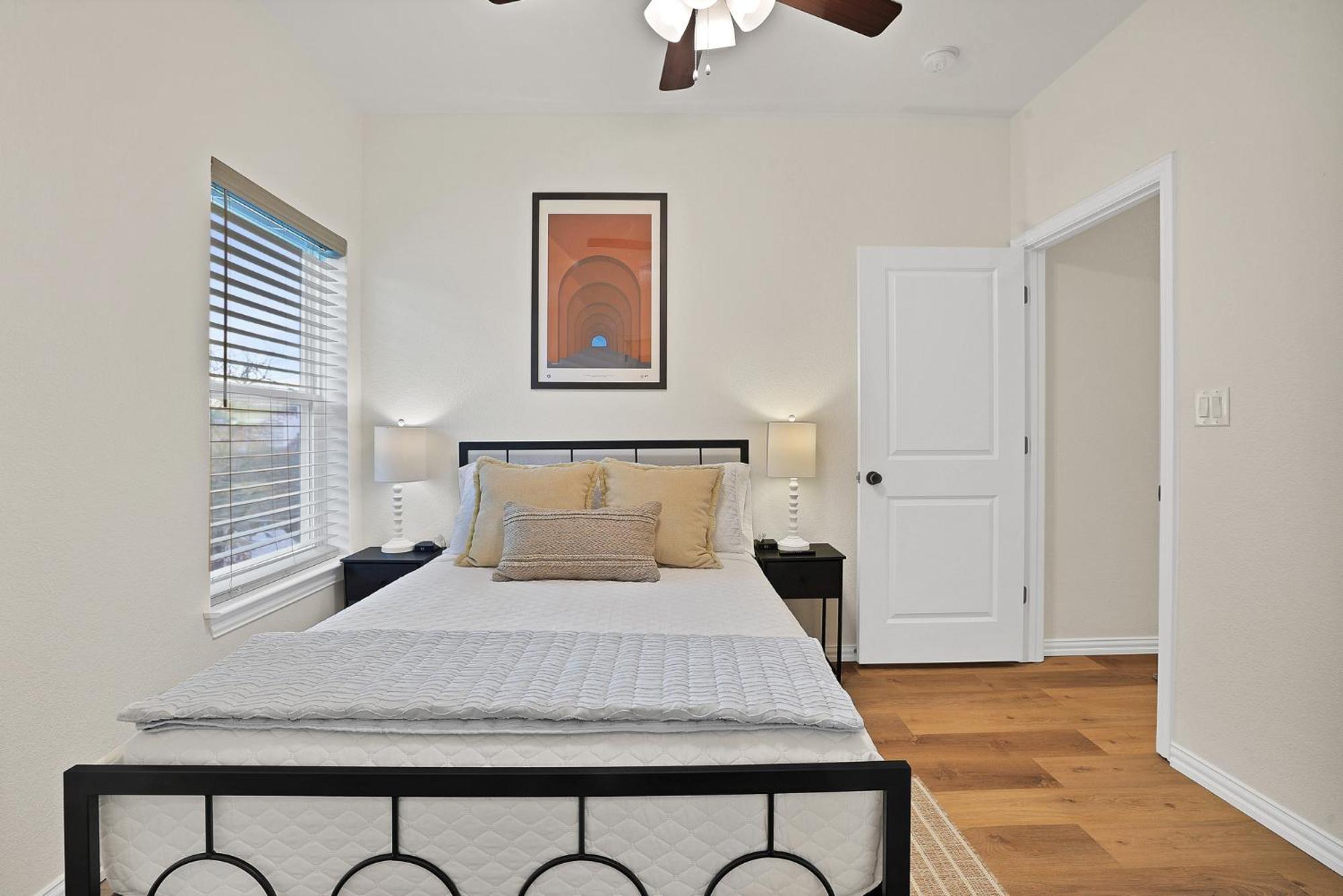 Victory - Lux Townhome Walk 2 Globe Life - Rangers & Cowboys Stadiums