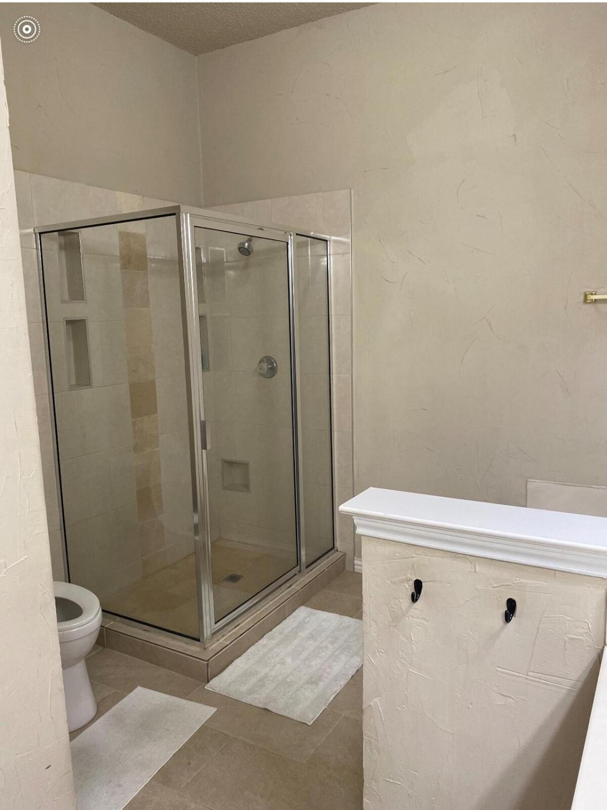 Holiday home Comfy 3-bedroom In *