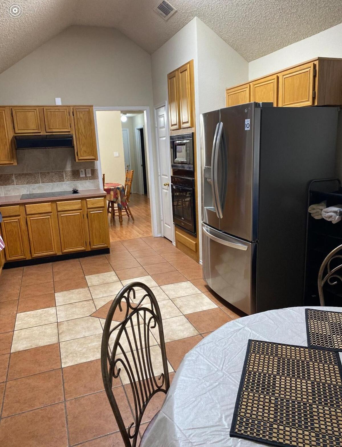 Comfy 3-bedroom In *