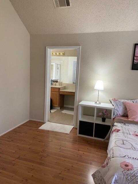 Comfy 3-bedroom In