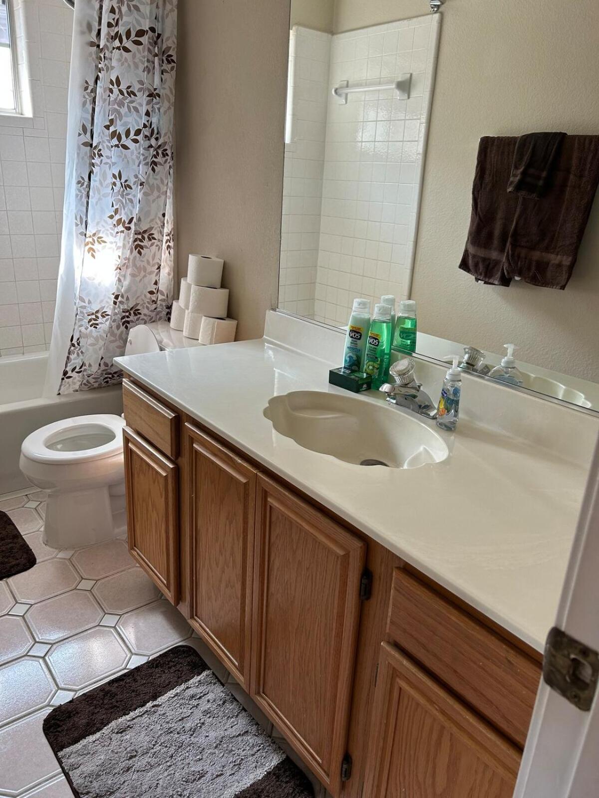 Holiday home Comfy 3-bedroom In Arlington