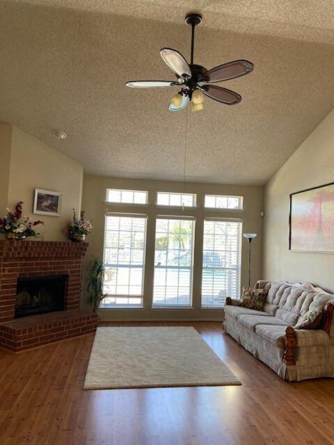 Holiday home Comfy 3-bedroom In *