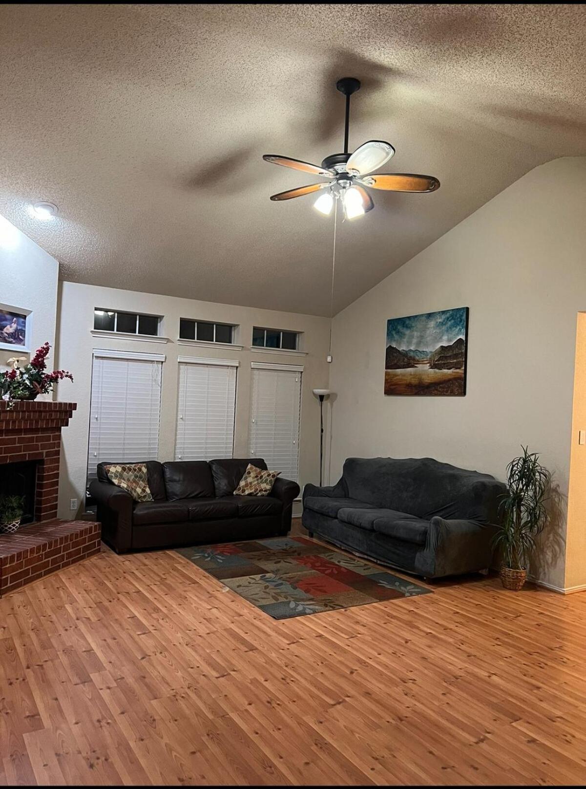 Comfy 3-bedroom In Arlington