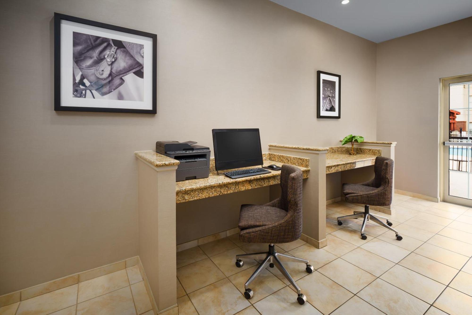 Residence Inn Arlington Hotel