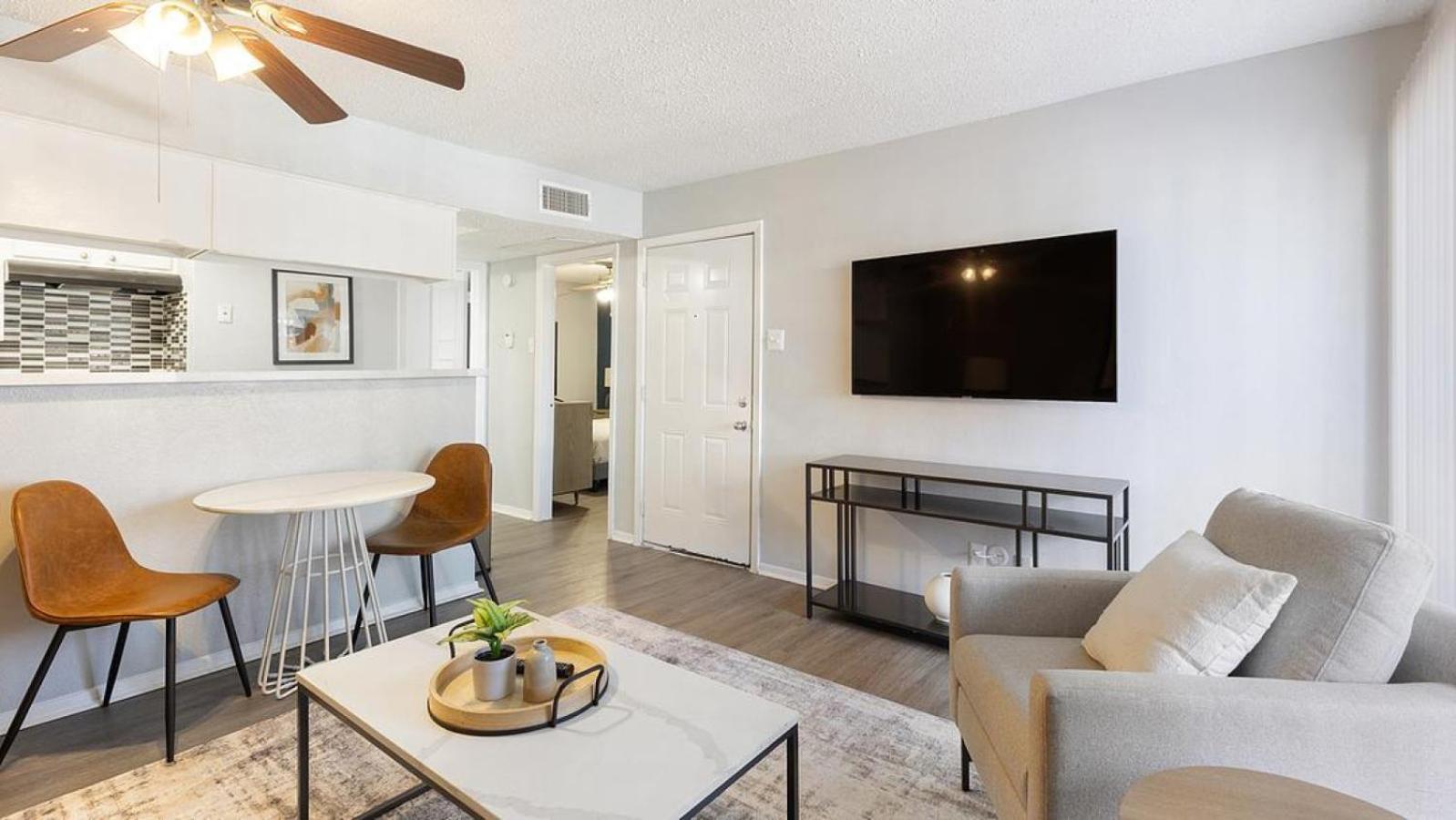 Apartment Landing At The Biltmore - 1 Bedroom In North Arlington
