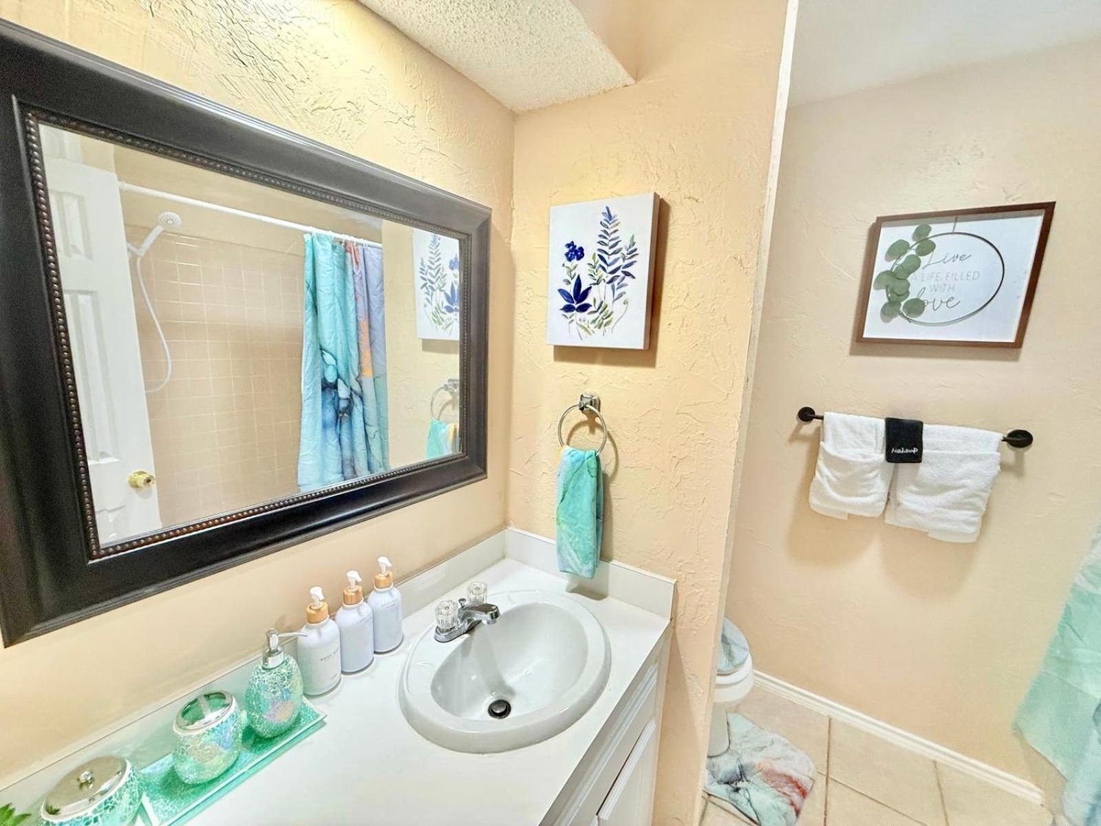 1 Story Funhome With Games, Smart Tv, Near At&t Stadium, Globe Life, Six Flags, Dfw Airport Holiday home