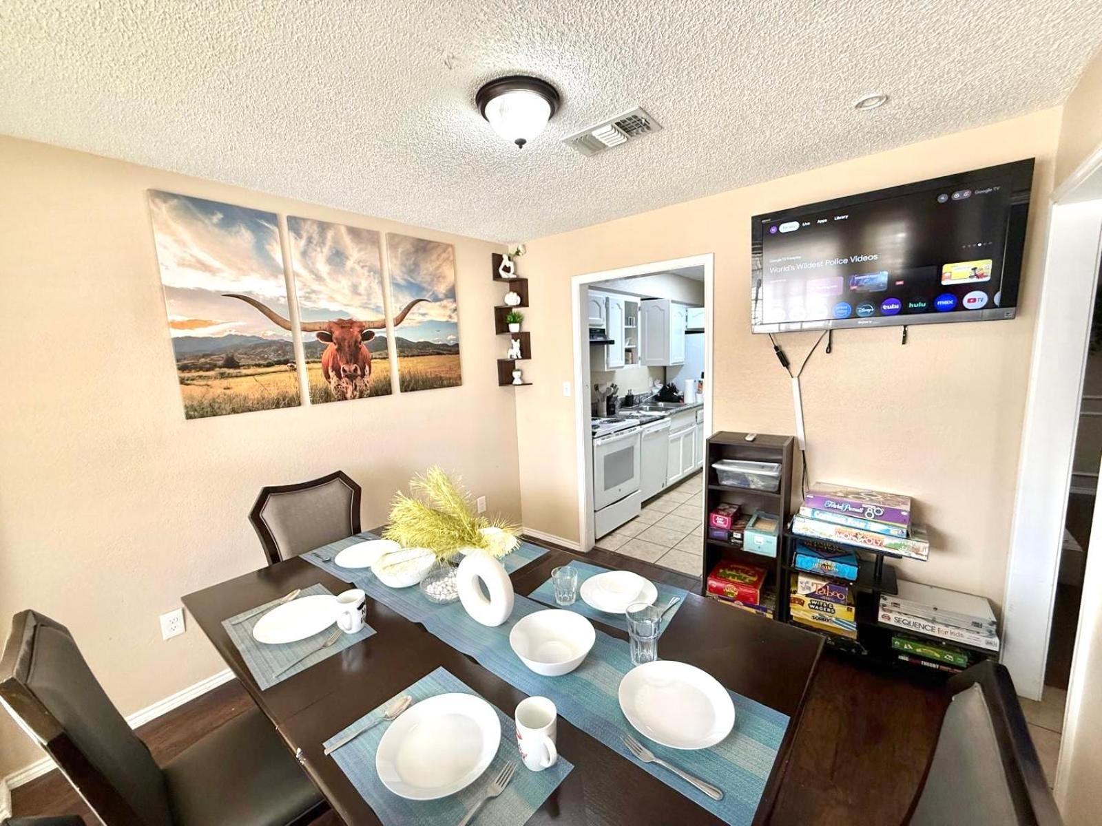 1 Story Funhome With Games, Smart Tv, Near At&t Stadium, Globe Life, Six Flags, Dfw Airport Holiday home *