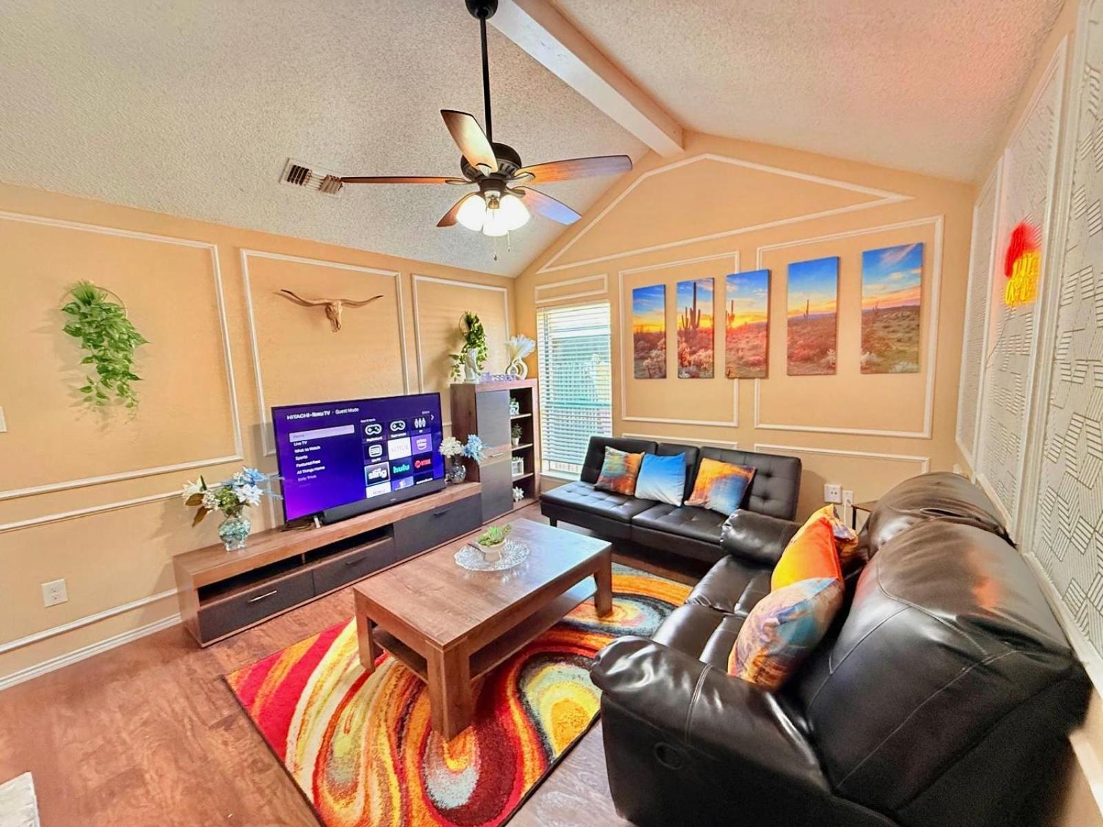 Holiday home 1 Story Funhome With Games, Smart Tv, Near At&t Stadium, Globe Life, Six Flags, Dfw Airport