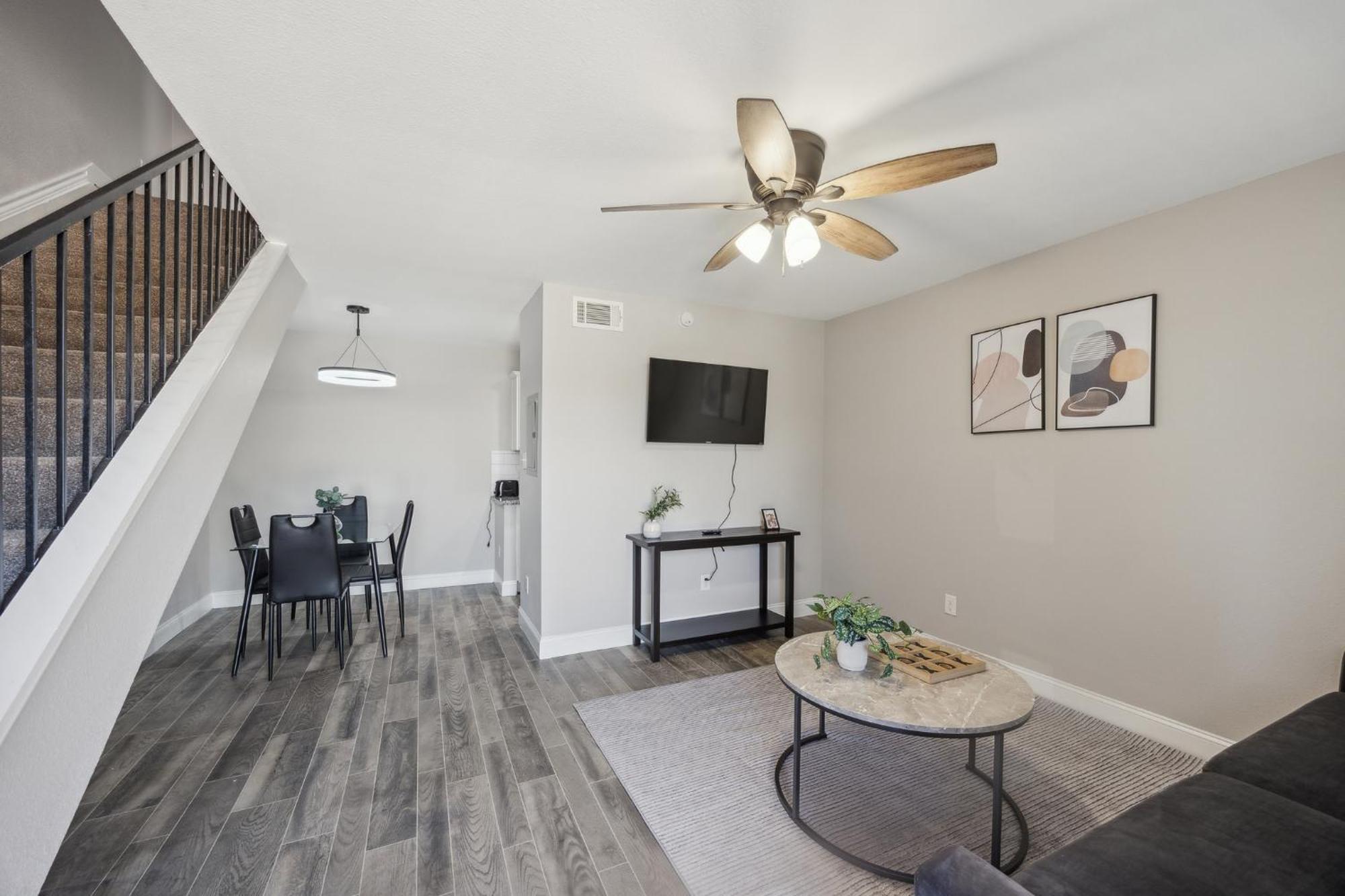 The Mirage 251 I Comfy 1 Bed 1 Bath Apartment