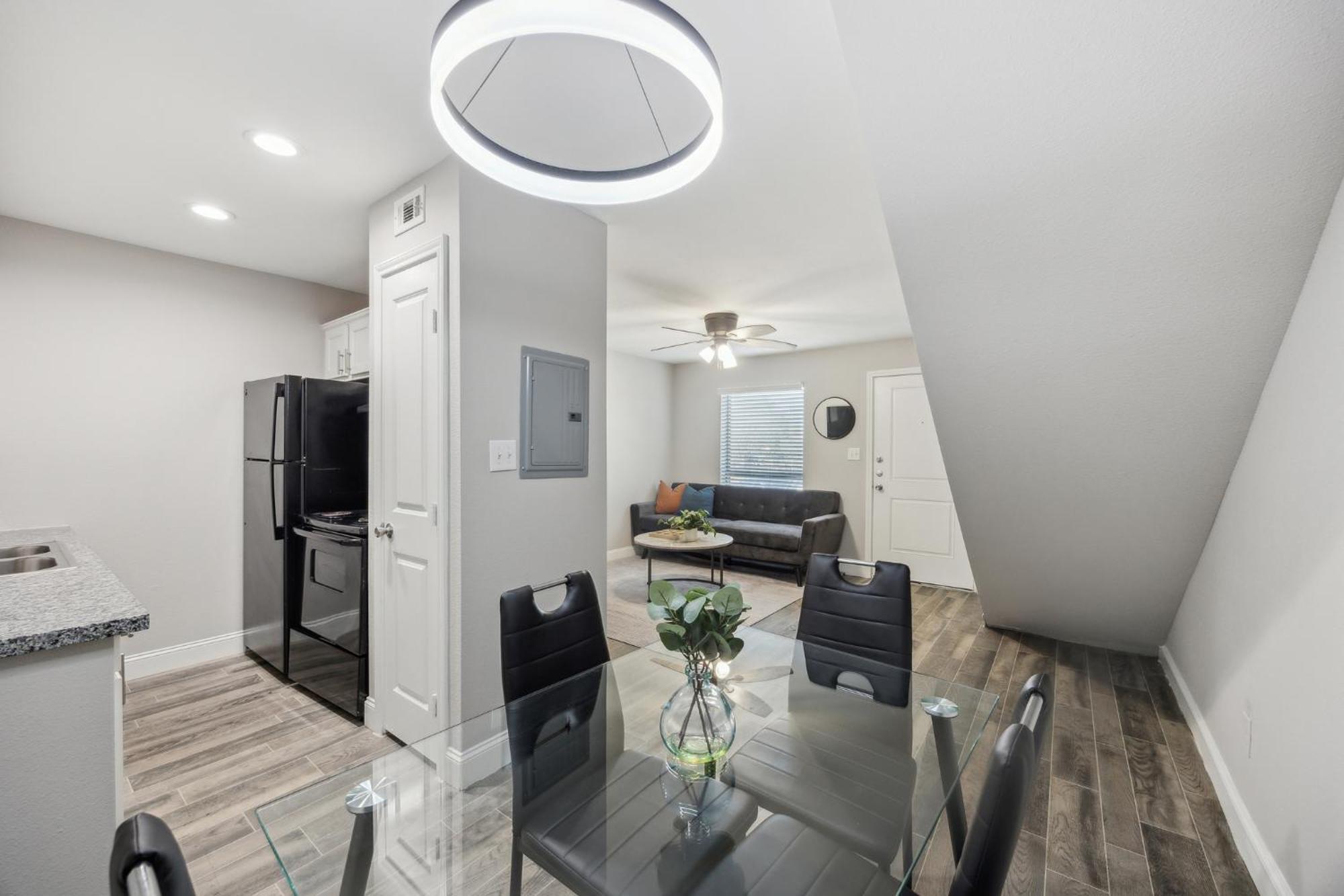 The Mirage 251 I Comfy 1 Bed 1 Bath Apartment *