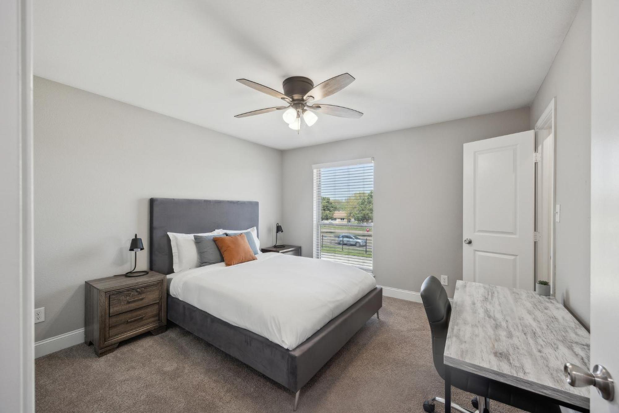 The Mirage 251 I Comfy 1 Bed 1 Bath * Arlington