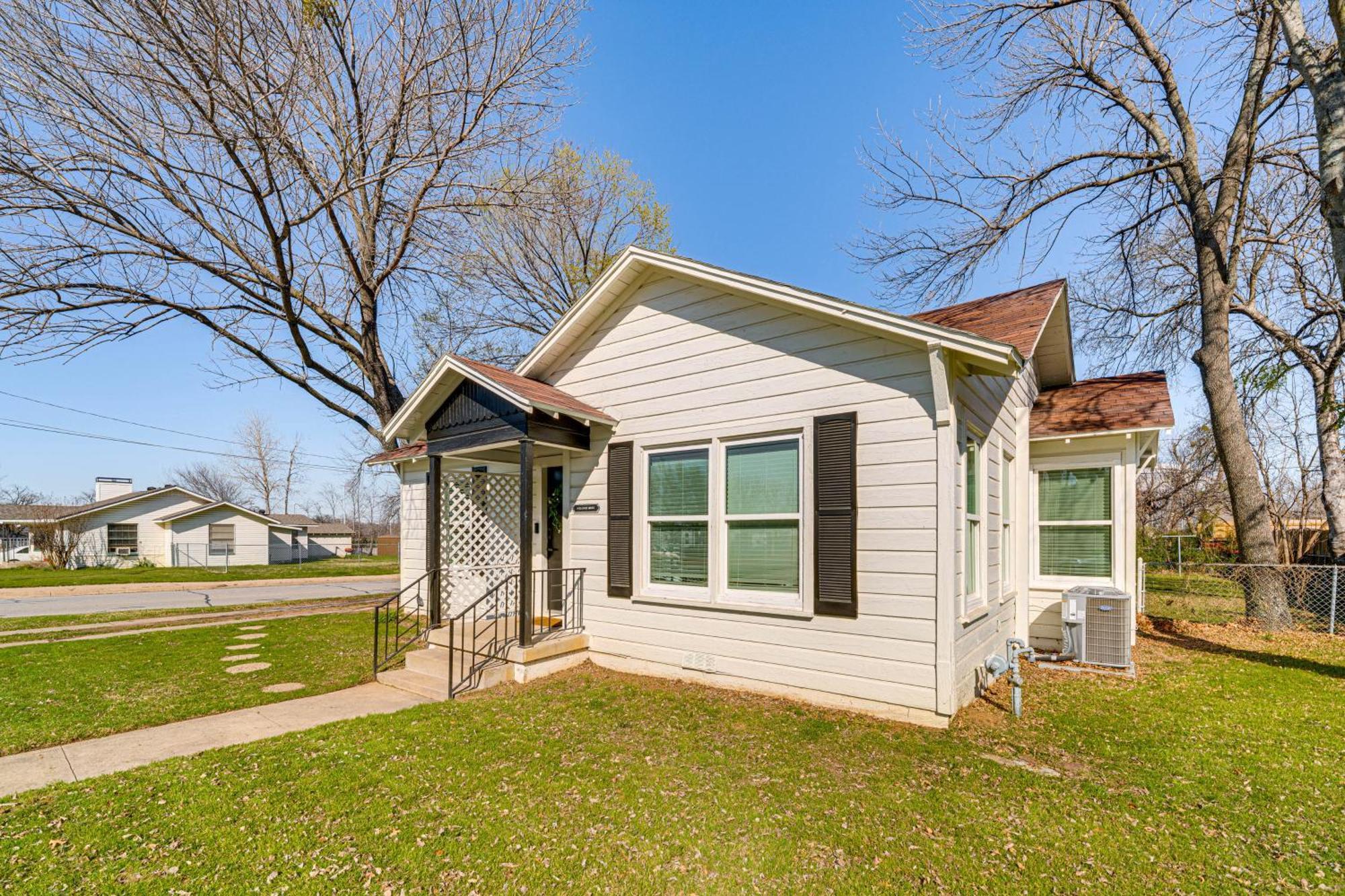 Walk To Atandt Stadium With Patio And Bbq *