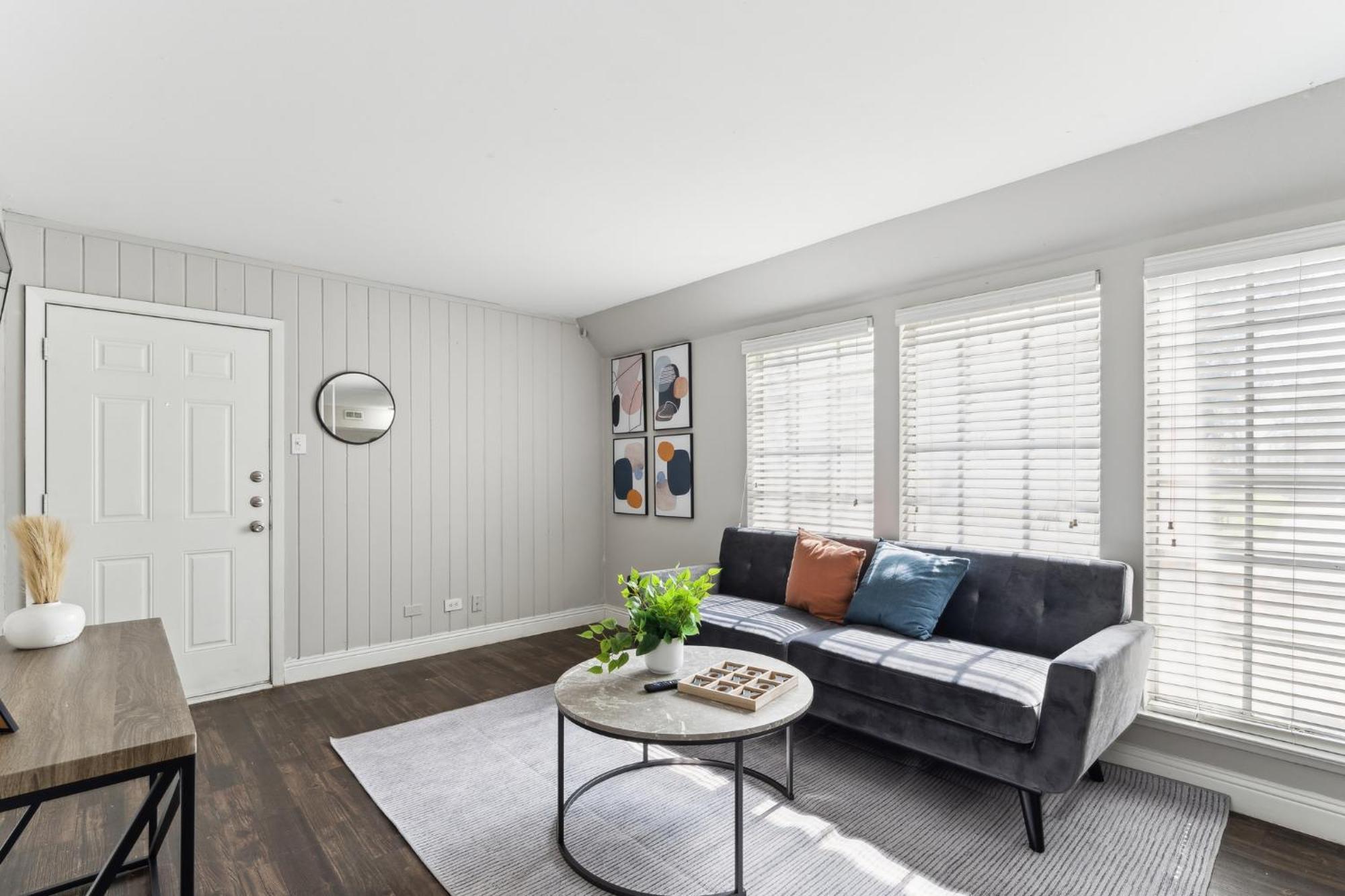 Stratton 309-g I Spacious 2 Bed 15 Bath