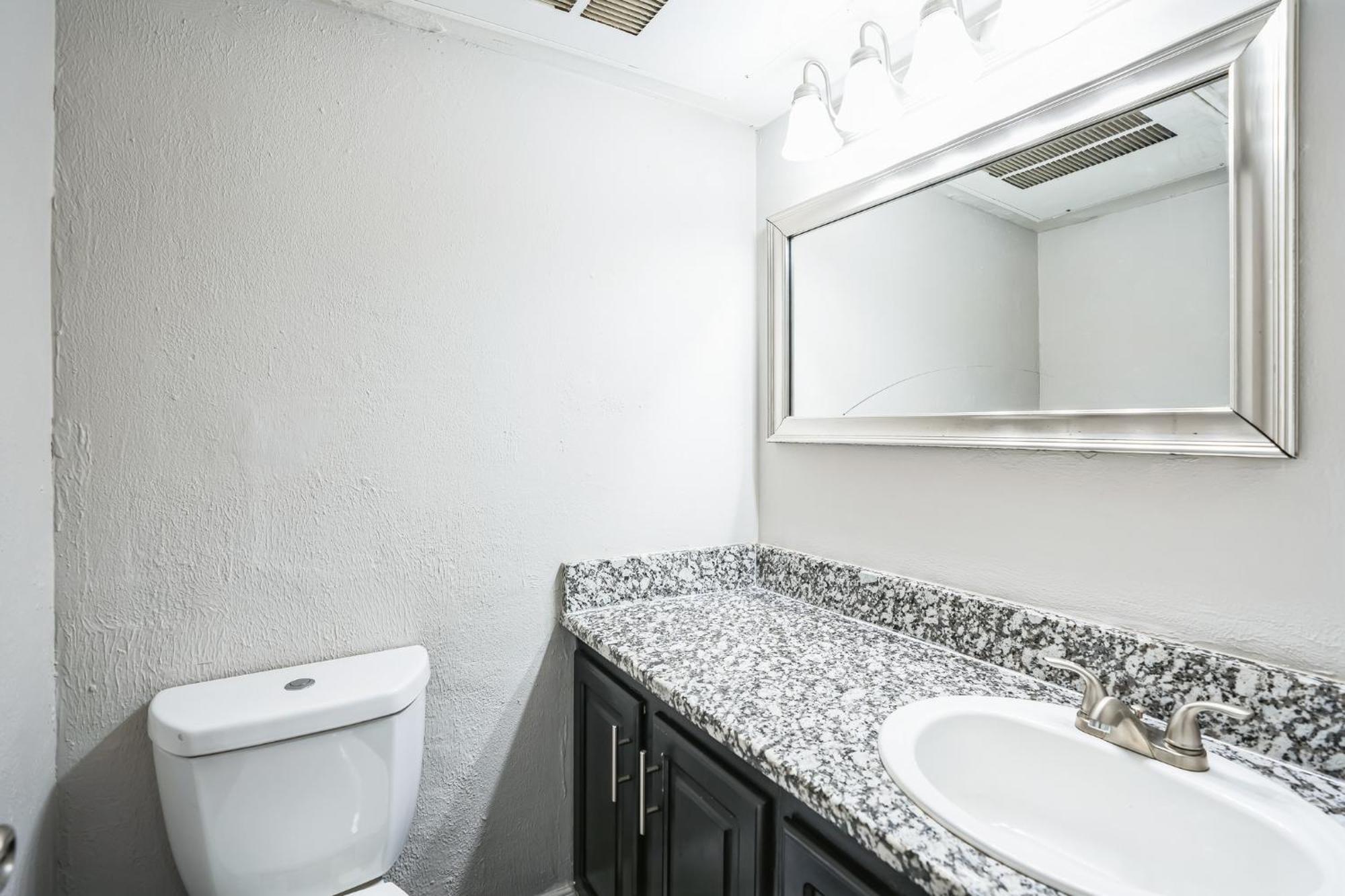 Apartment Stratton 309-g I Spacious 2 Bed 15 Bath
