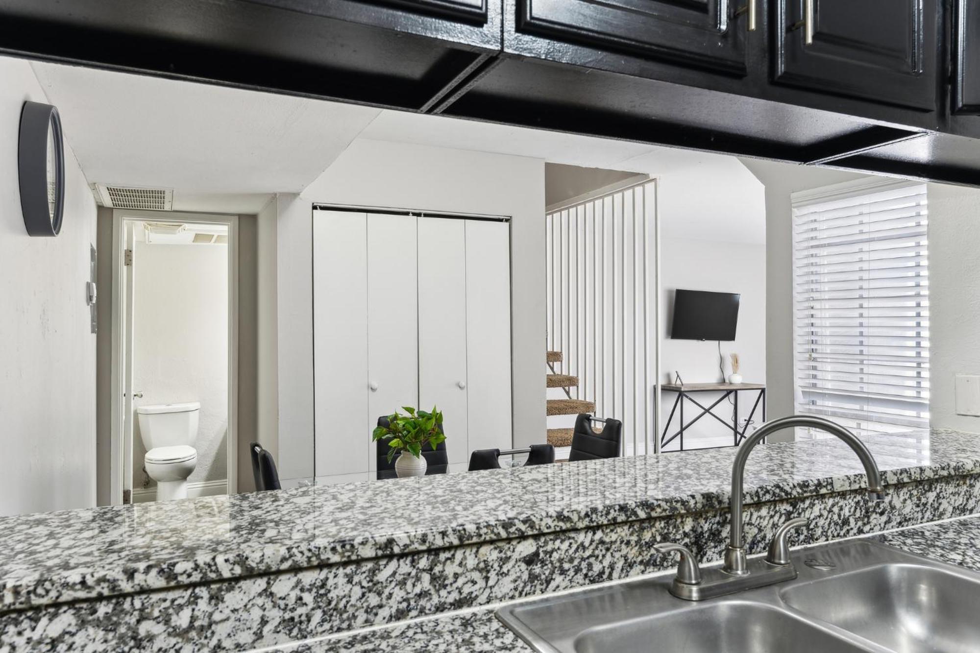 Stratton 309-g I Spacious 2 Bed 15 Bath * Arlington